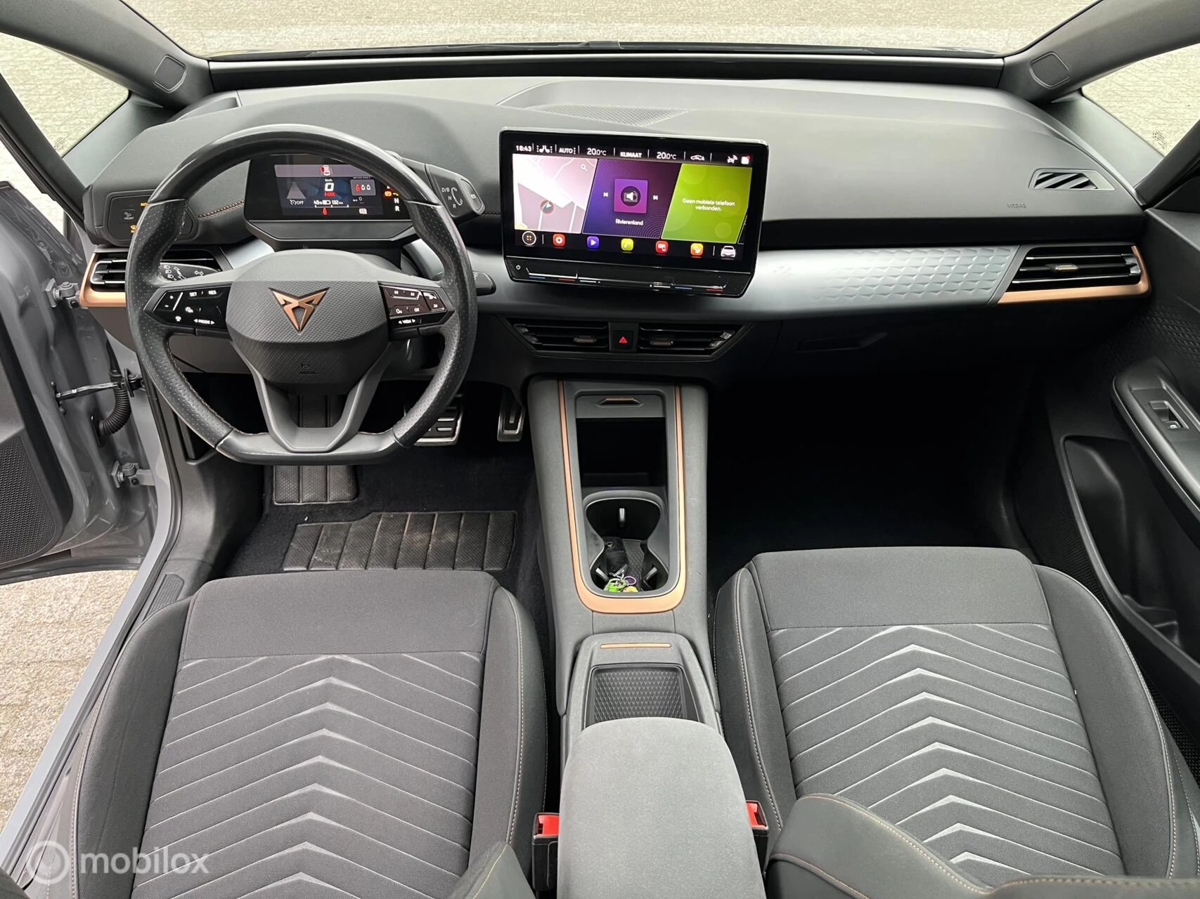 Hoofdafbeelding CUPRA Born