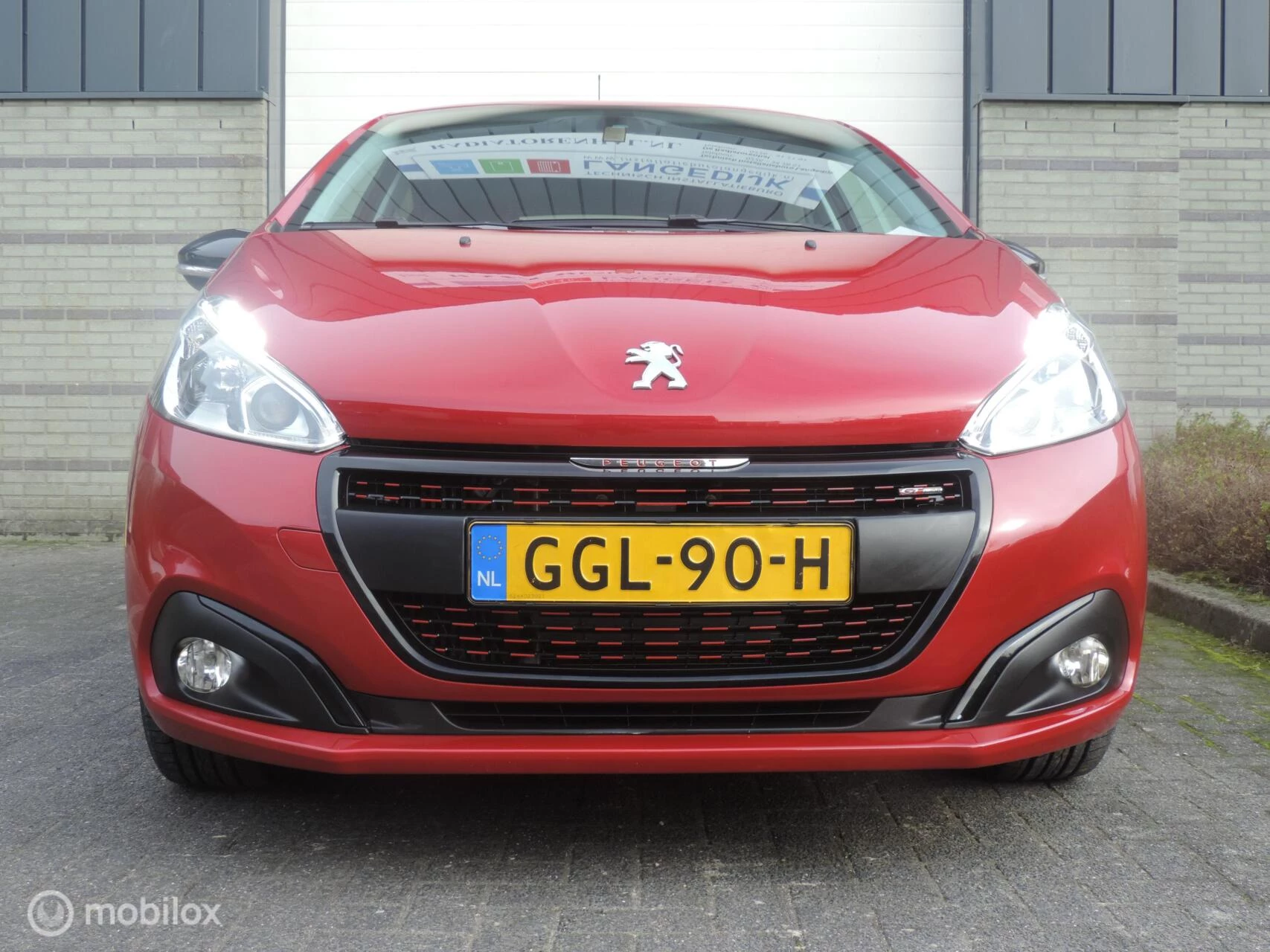 Hoofdafbeelding Peugeot 208