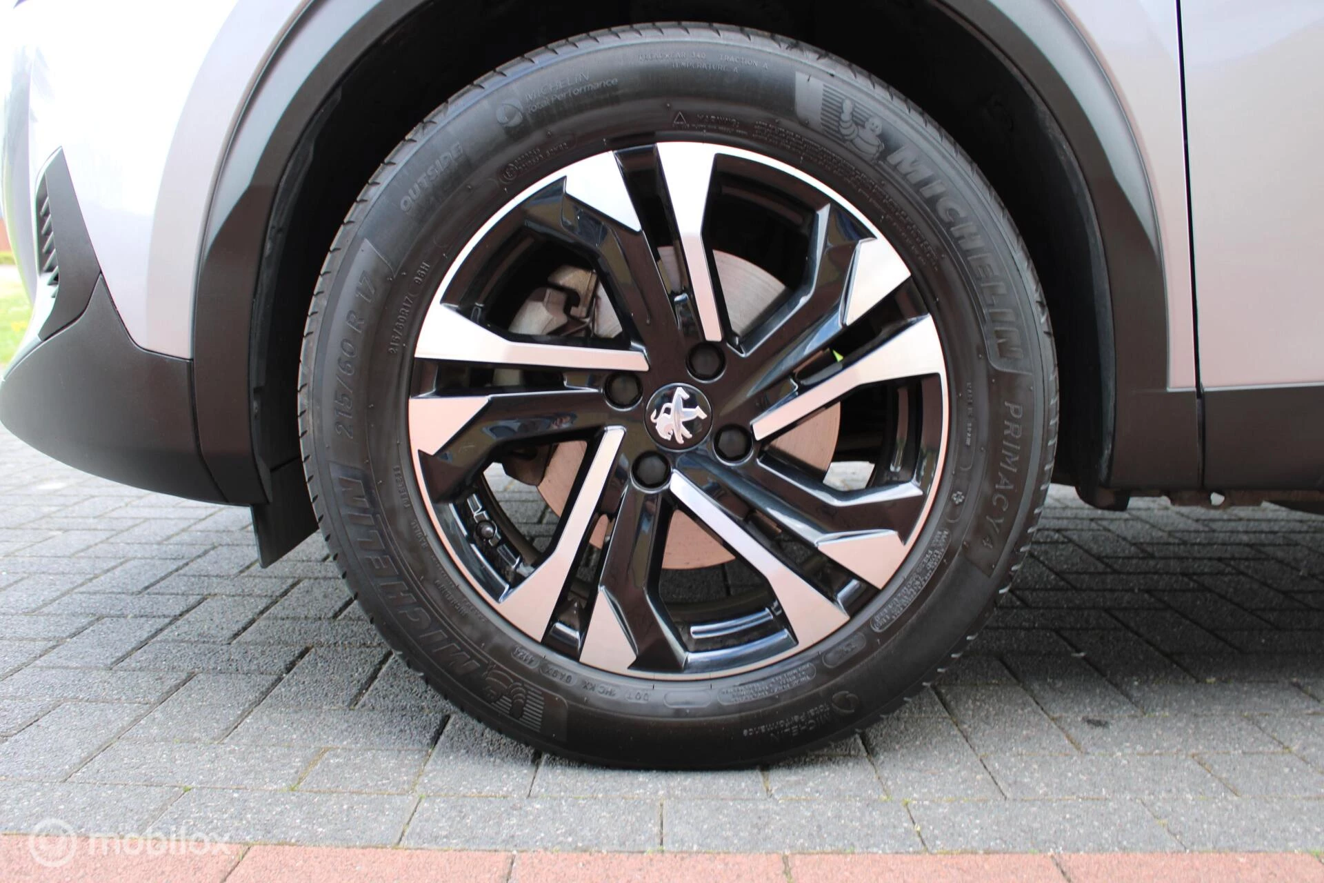 Hoofdafbeelding Peugeot e-2008