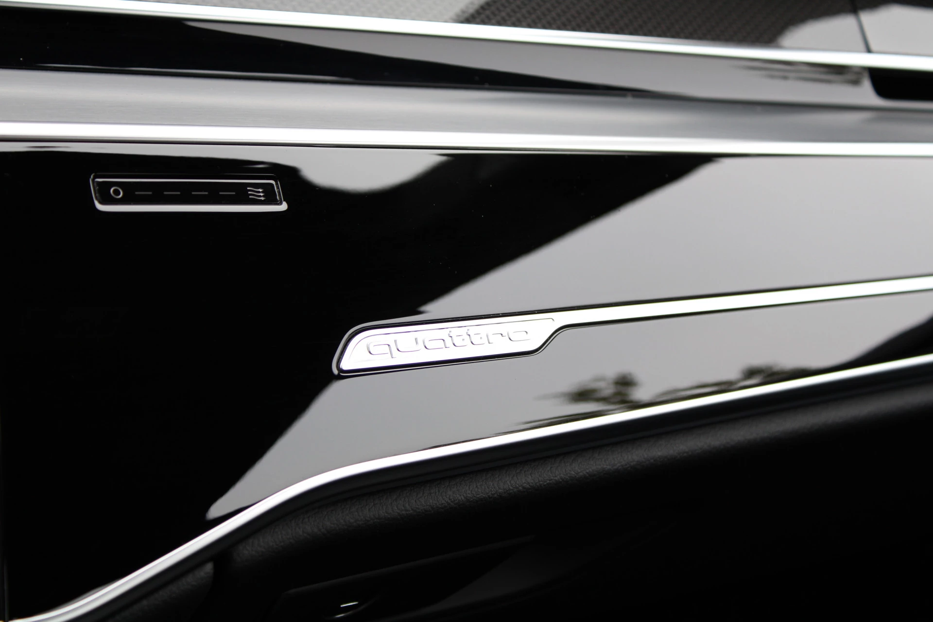 Hoofdafbeelding Audi S8