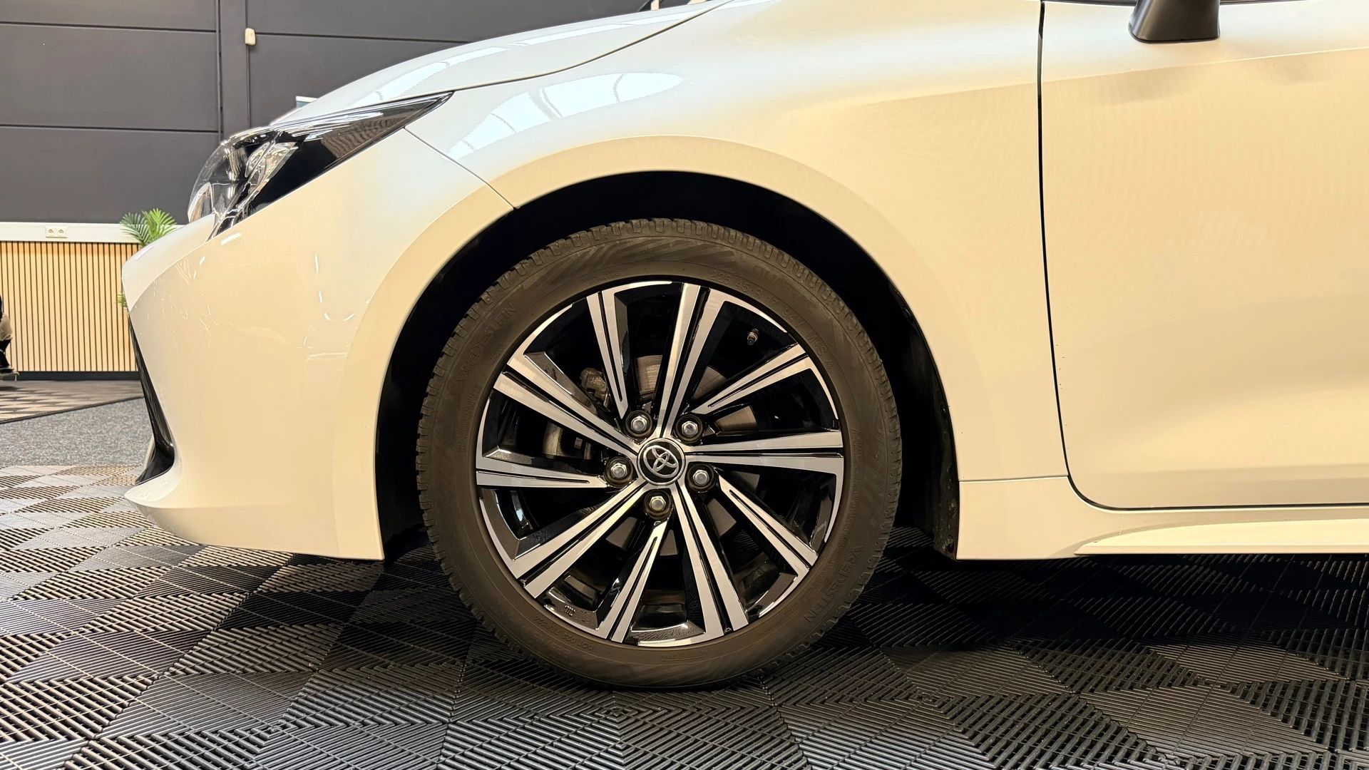 Hoofdafbeelding Toyota Corolla