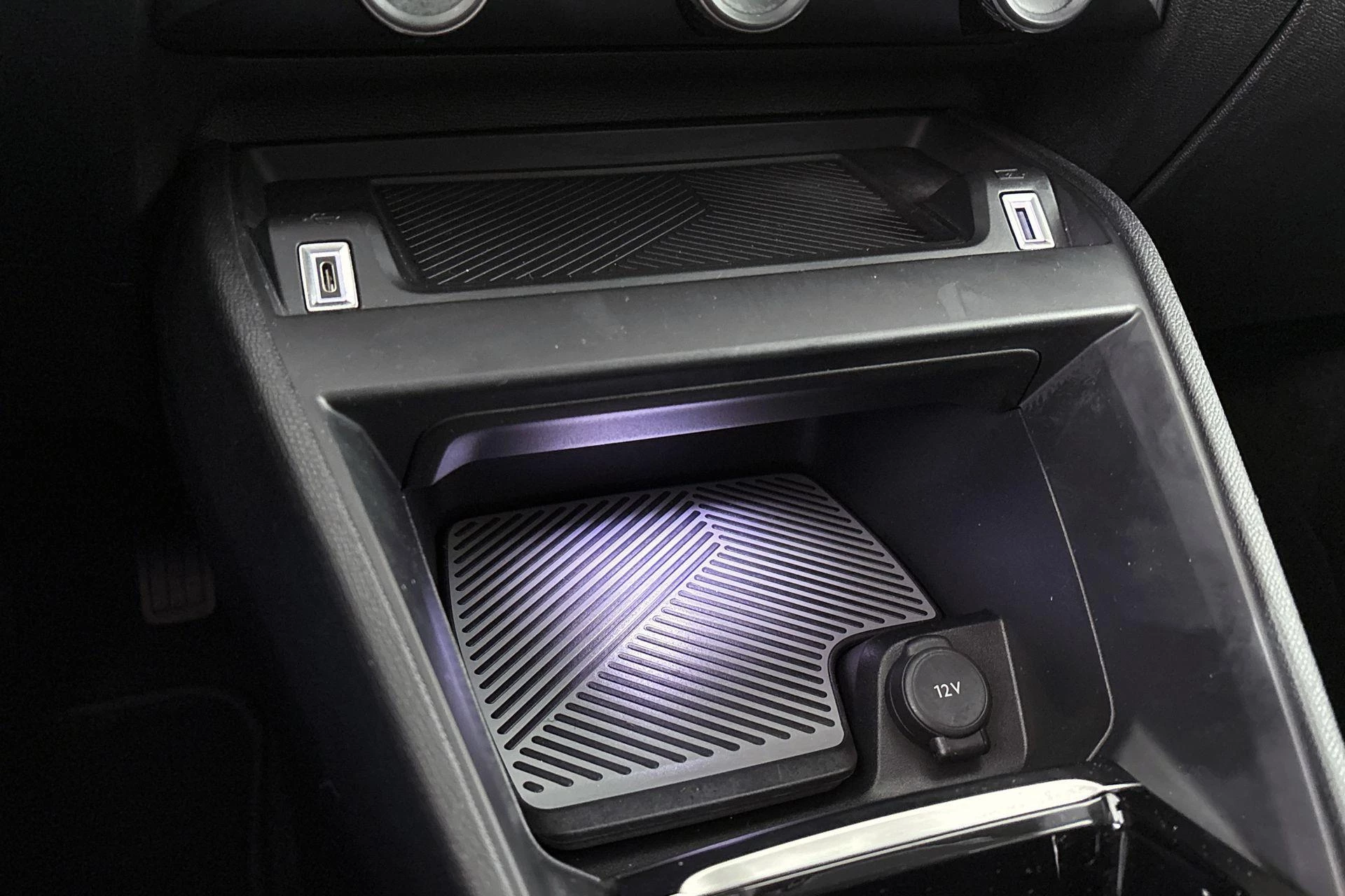 Hoofdafbeelding Citroën ë-C4