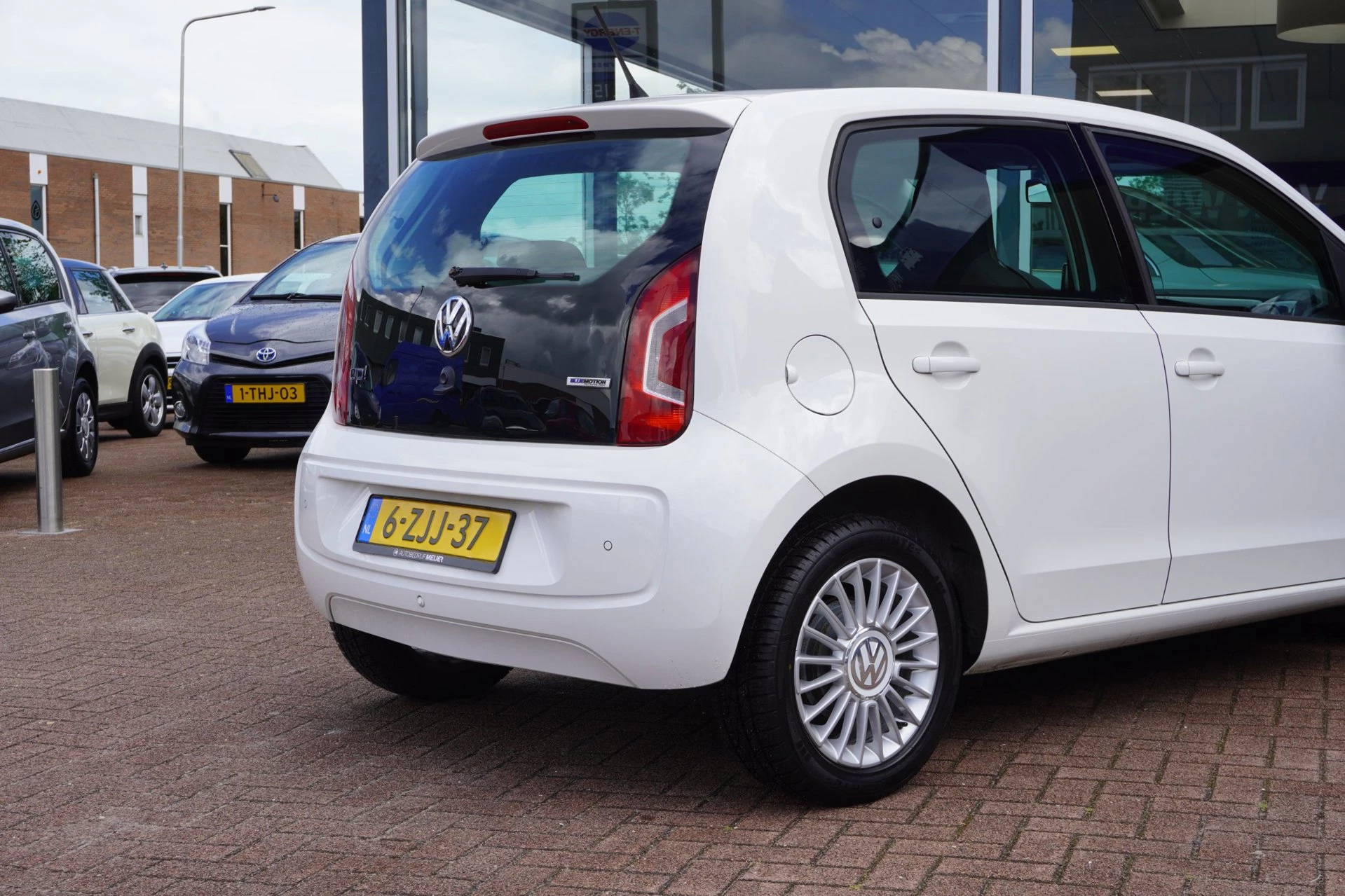 Hoofdafbeelding Volkswagen up!