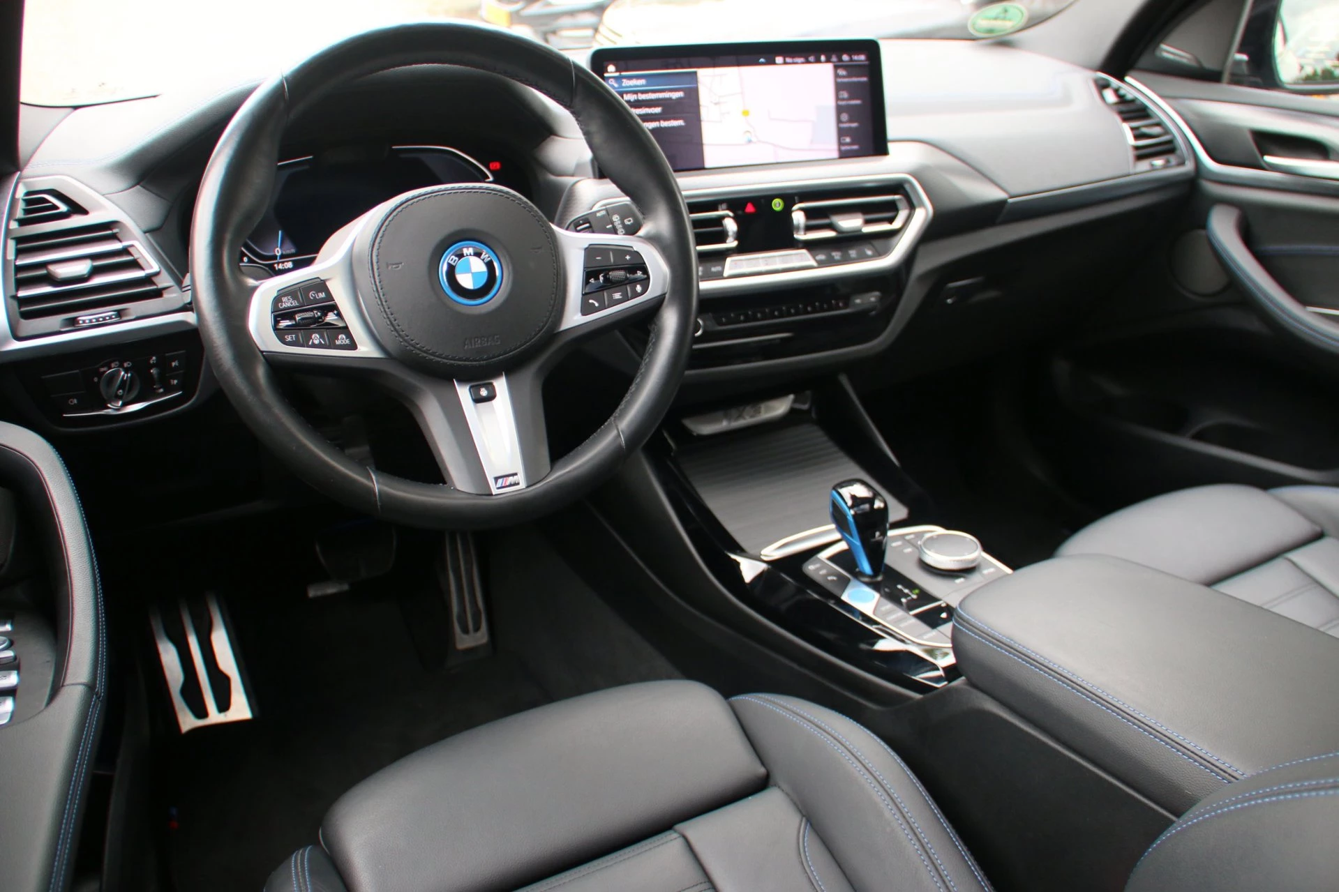 Hoofdafbeelding BMW iX3