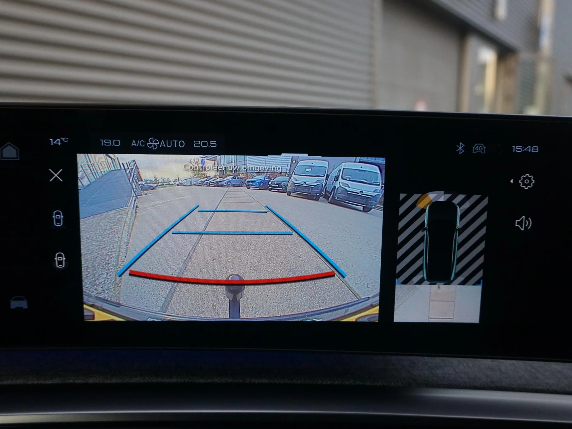 Hoofdafbeelding Peugeot e-3008