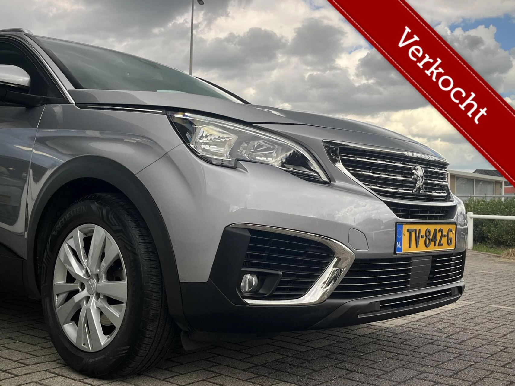 Hoofdafbeelding Peugeot 5008