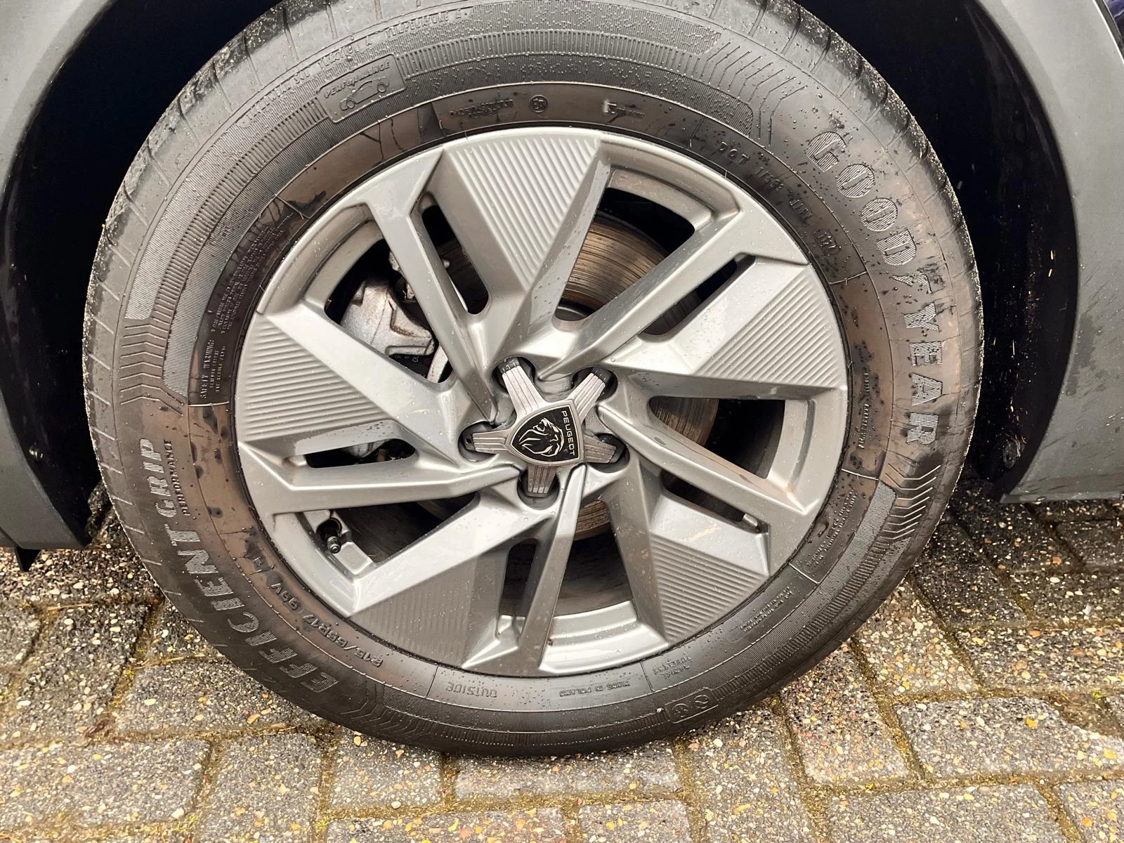 Hoofdafbeelding Peugeot 408