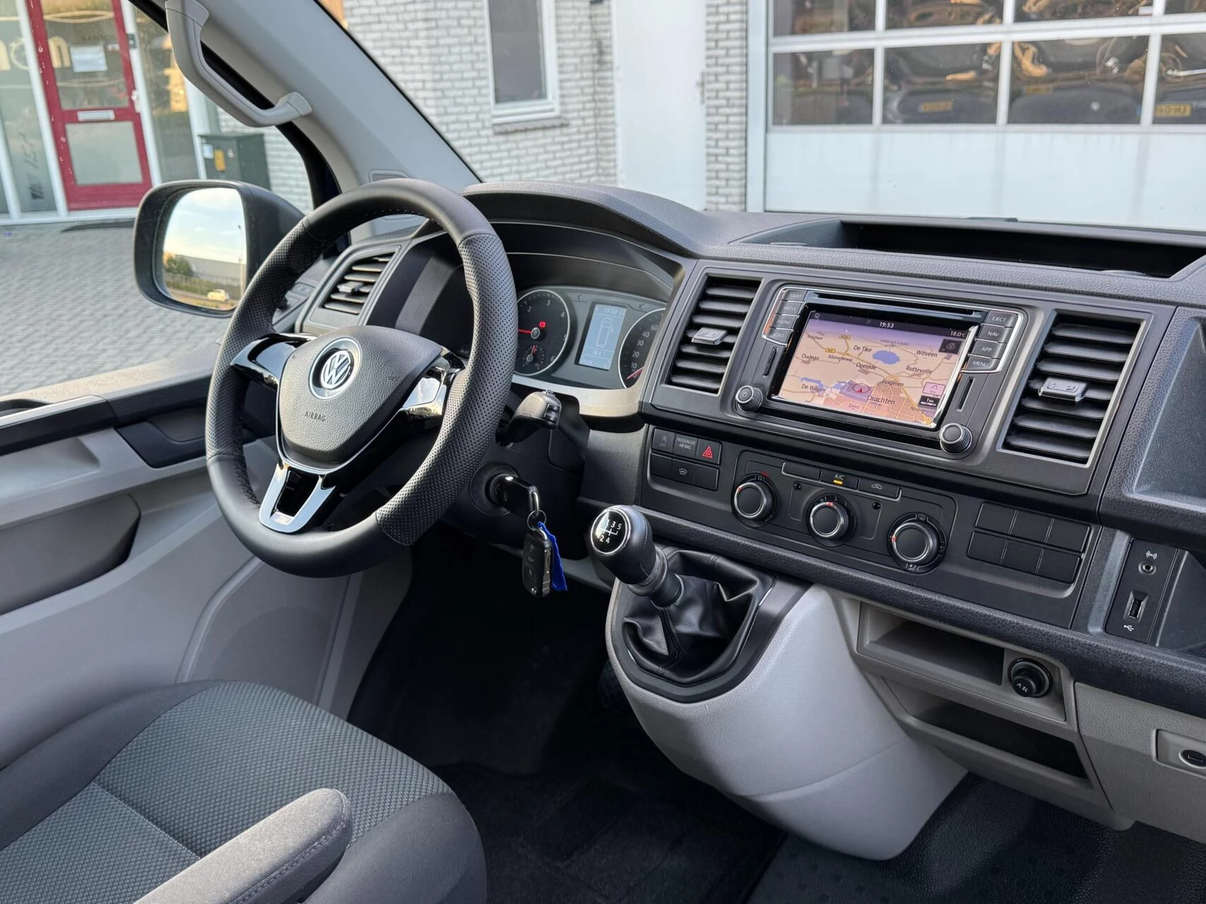 Hoofdafbeelding Volkswagen Transporter