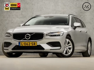 Volvo V60 2.0 B3 Momentum Sport 177Pk Automaat (APPLE CARPLAY, GROOT NAVI, GETINT GLAS, SPORTSTOELEN, PARKEERSENSOREN, DAKRAILS ZWART, LANE ASSIST, NIEUWE APK, NIEUWSTAAT)