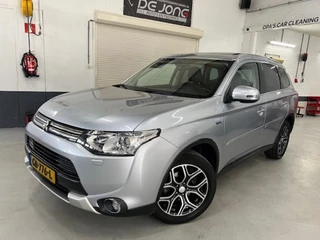 Hoofdafbeelding Mitsubishi Outlander Mitsubishi Outlander PHEV INST XLINE, Leer, Stoelverwarming, Camera, Navi, Schuif/kantel