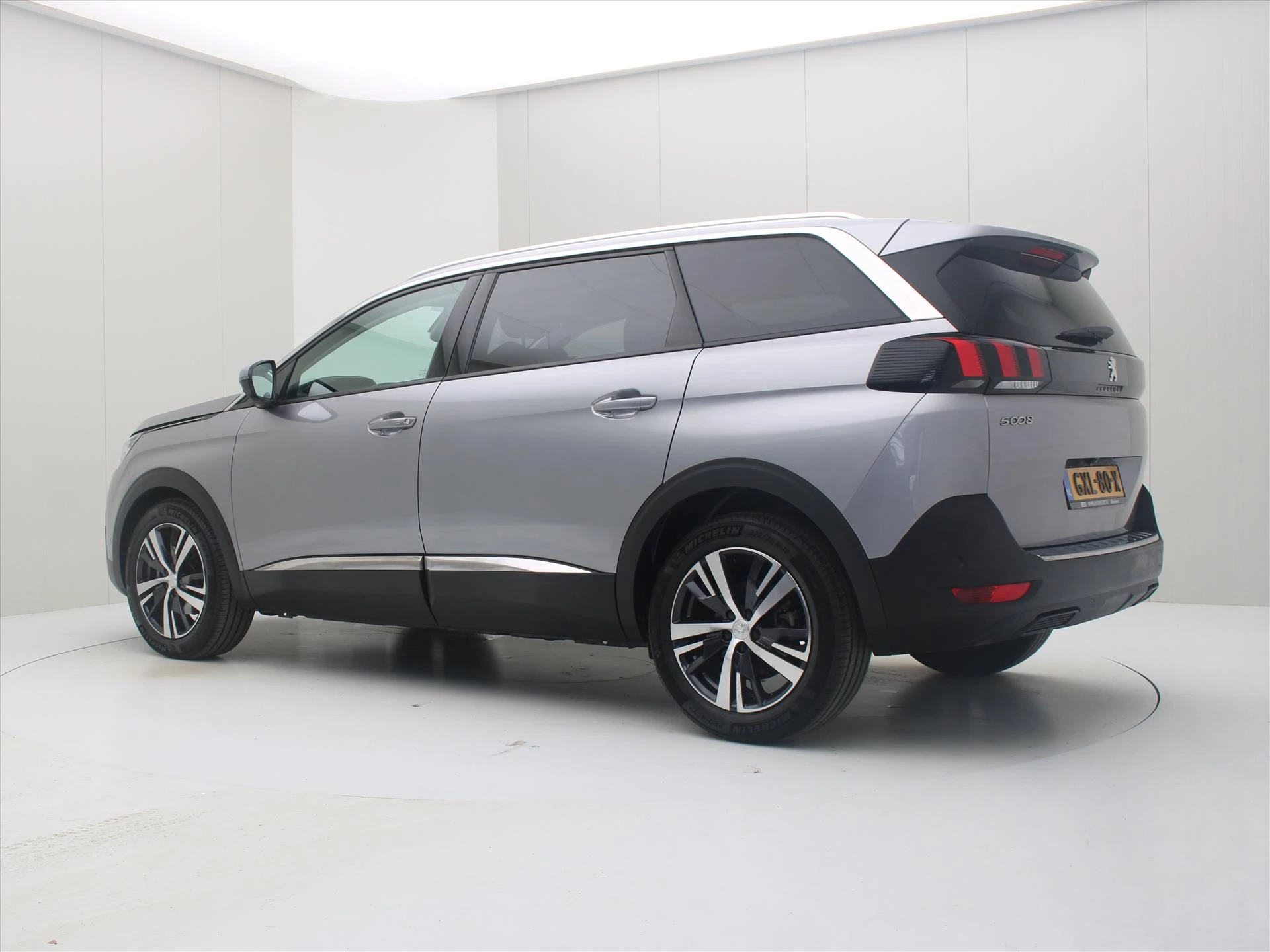 Hoofdafbeelding Peugeot 5008