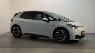 Volkswagen ID.3 First Plus 58 kWh LED Stoelverwarming Camera DAB+