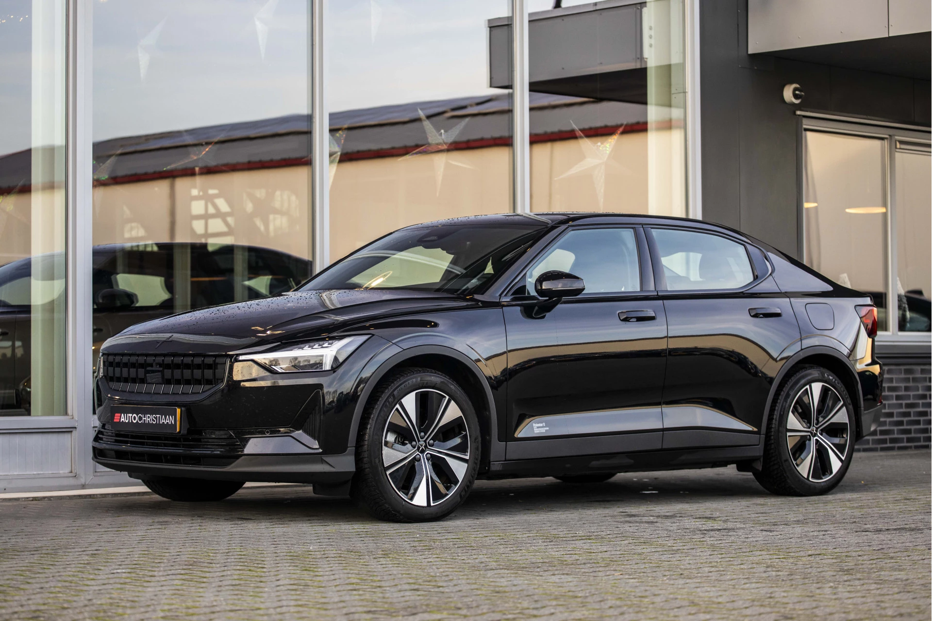Hoofdafbeelding Polestar 2