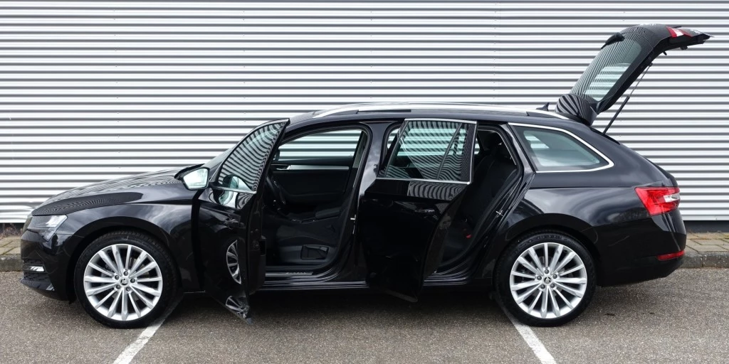 Hoofdafbeelding Škoda Superb