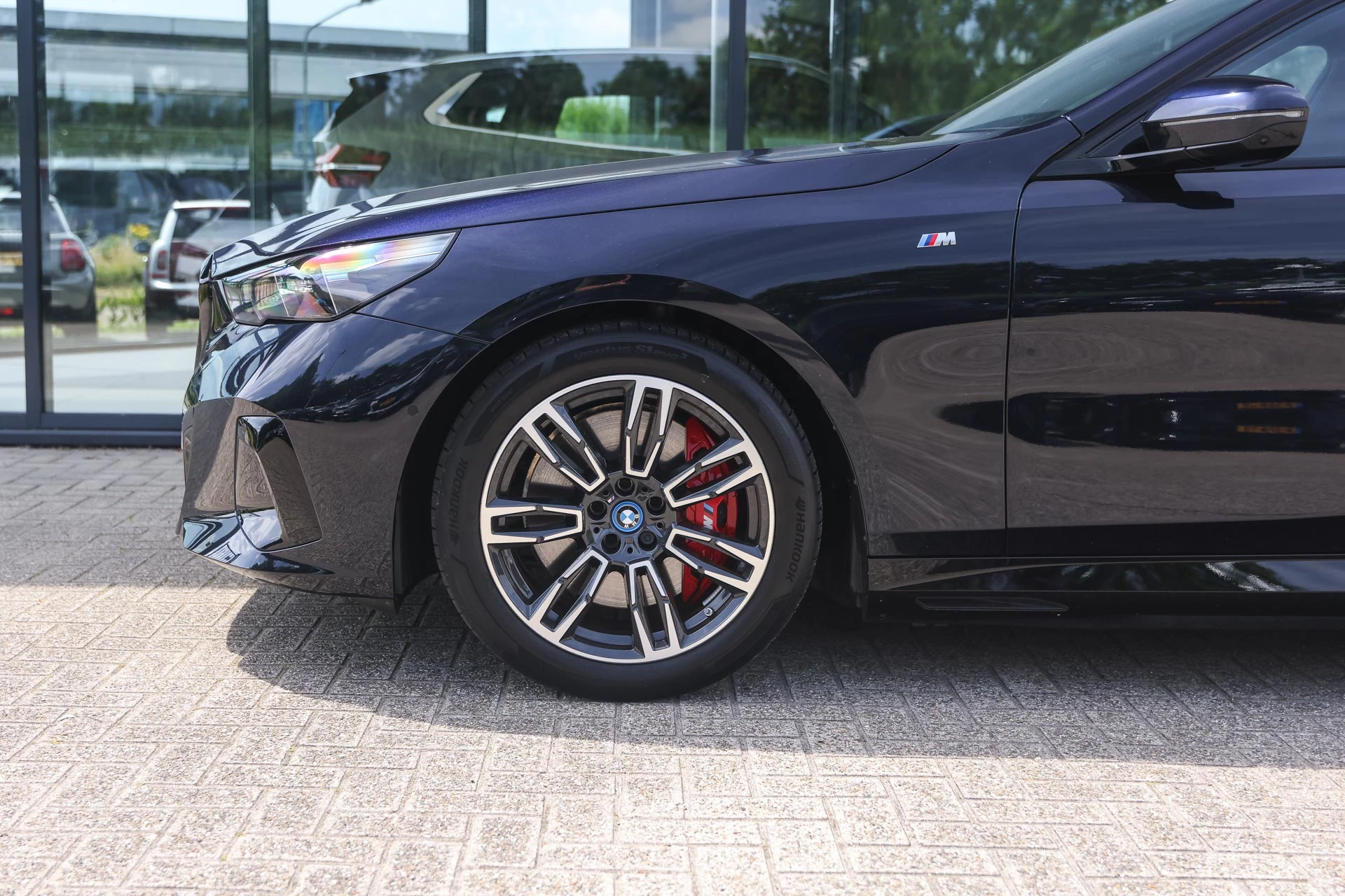 Hoofdafbeelding BMW i5