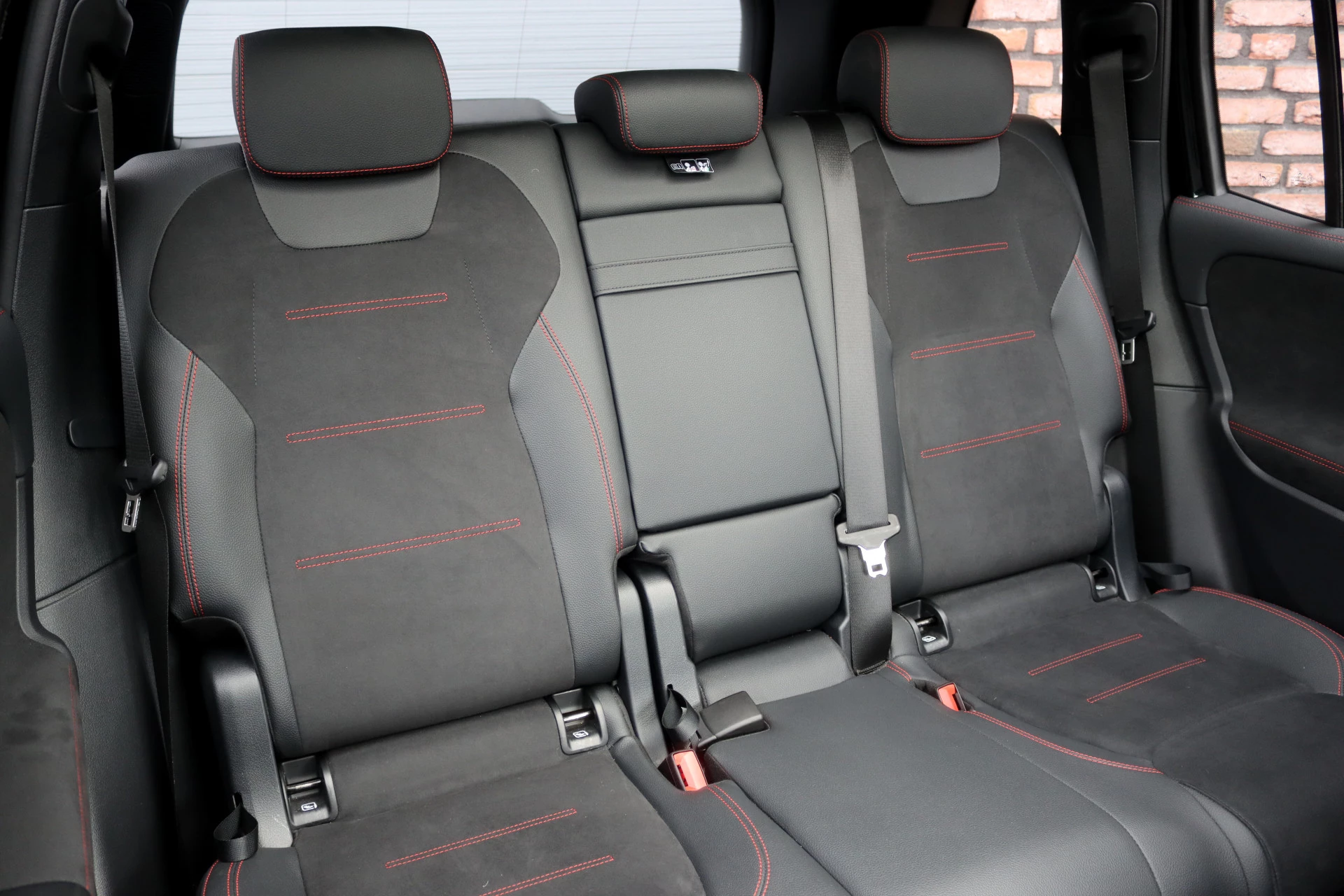 Hoofdafbeelding Mercedes-Benz EQB