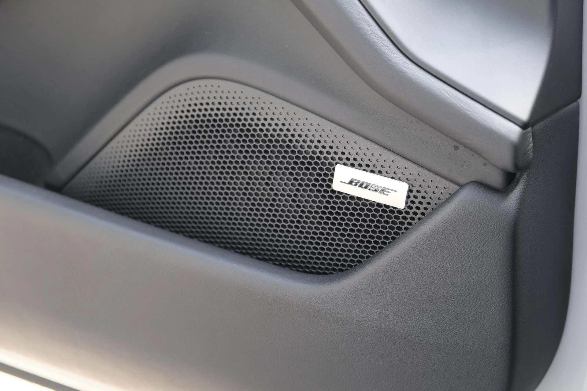 Hoofdafbeelding Porsche Taycan