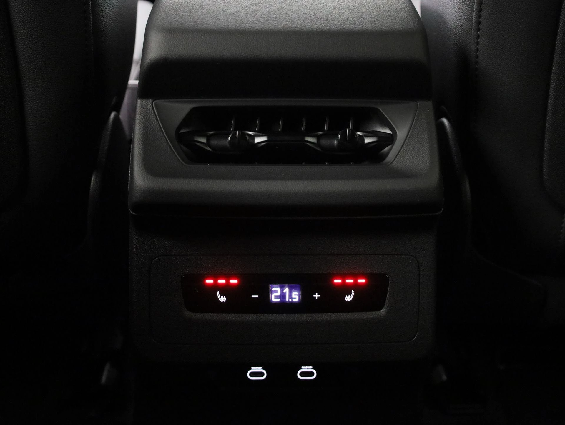 Hoofdafbeelding Audi A6 Avant e-tron