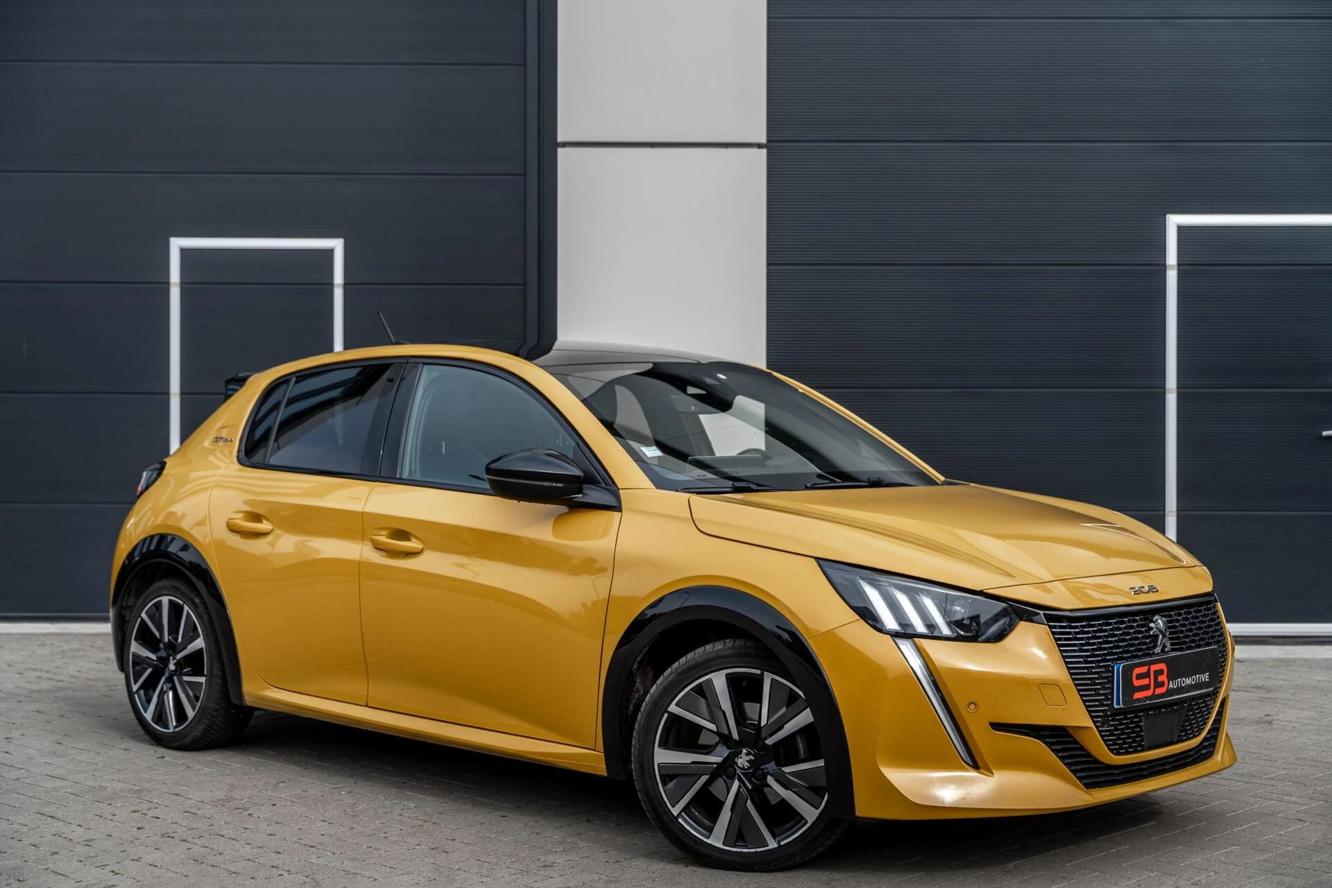 Hoofdafbeelding Peugeot 208