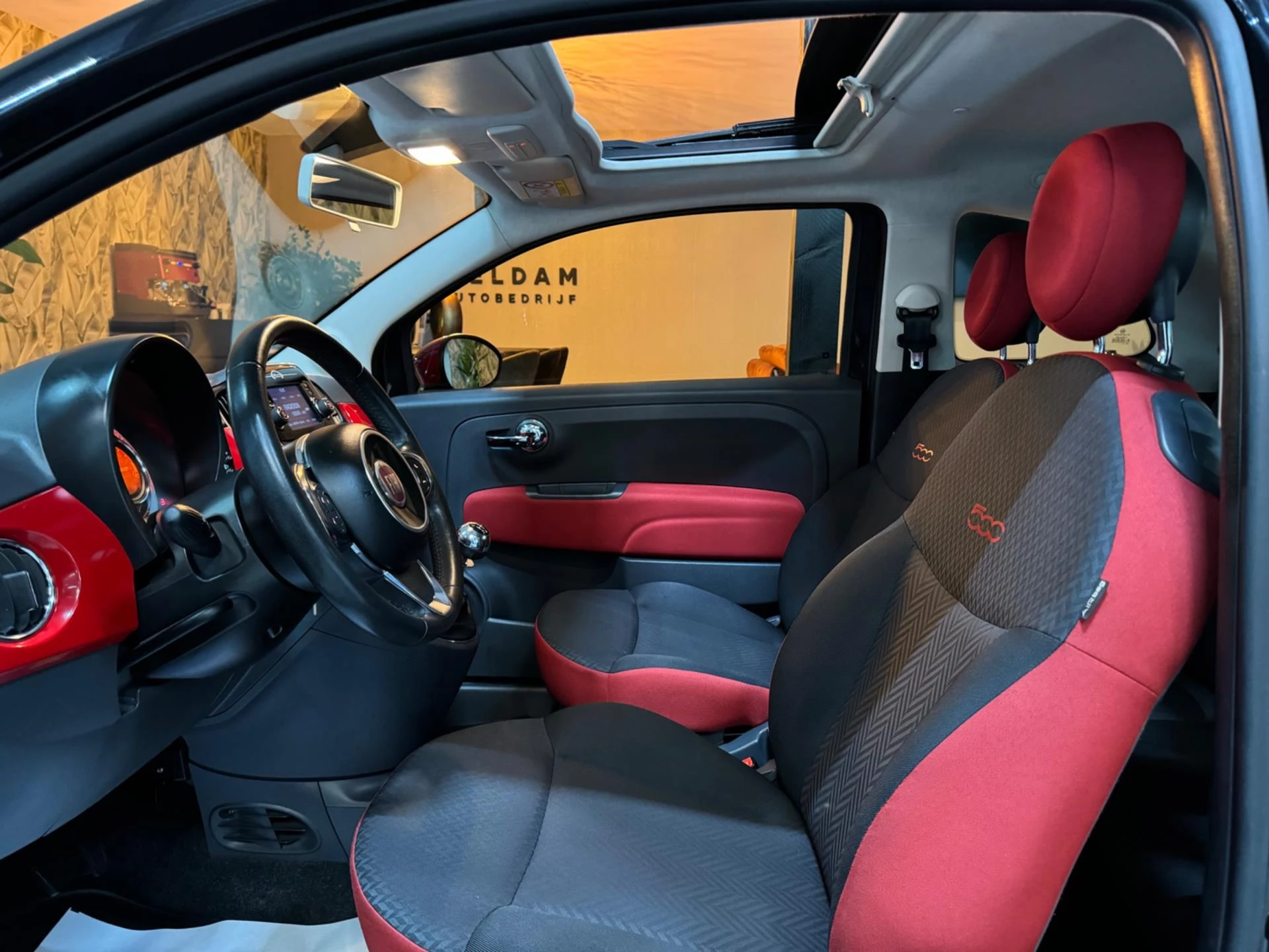 Hoofdafbeelding Fiat 500
