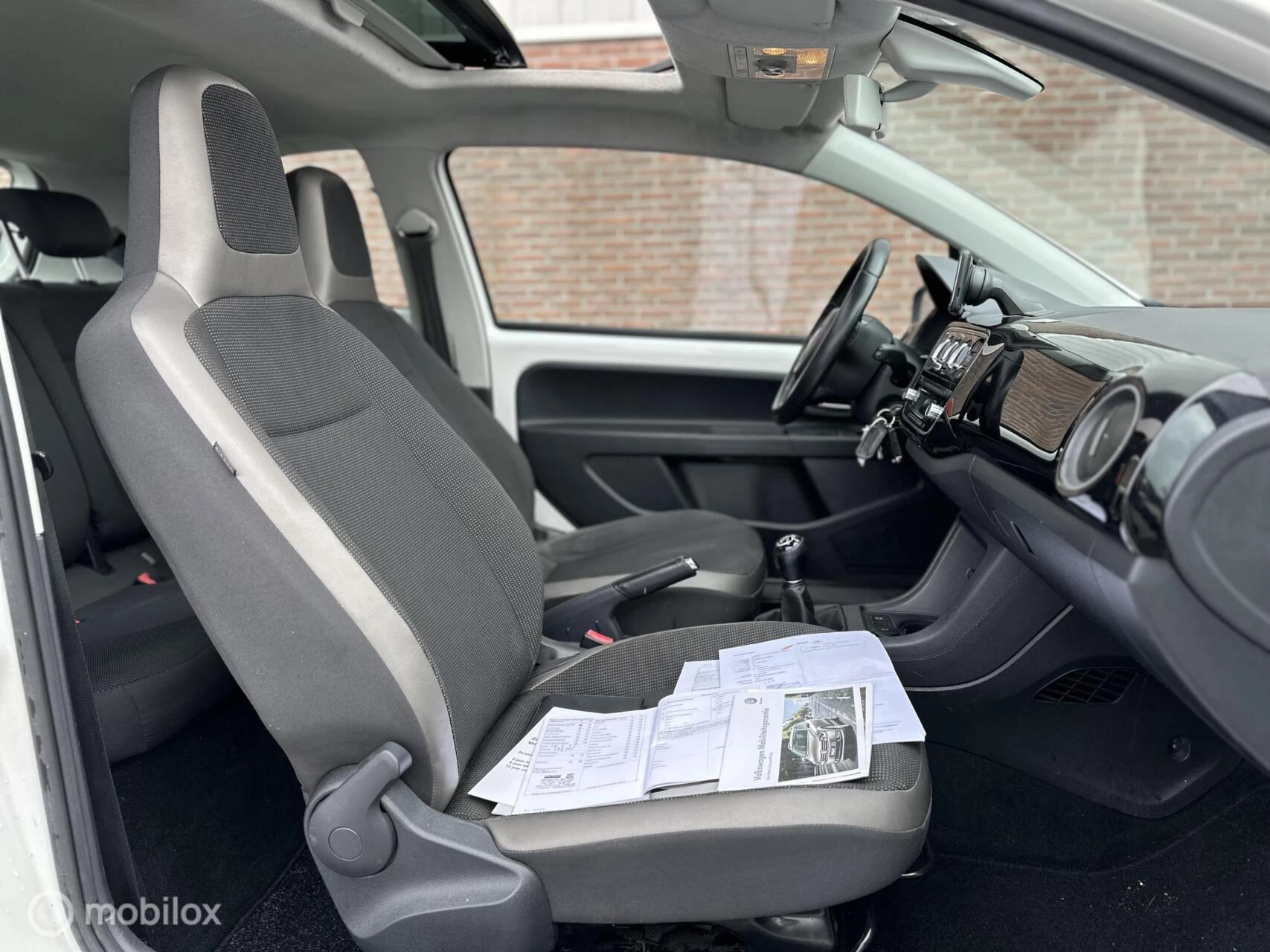 Hoofdafbeelding Volkswagen up!