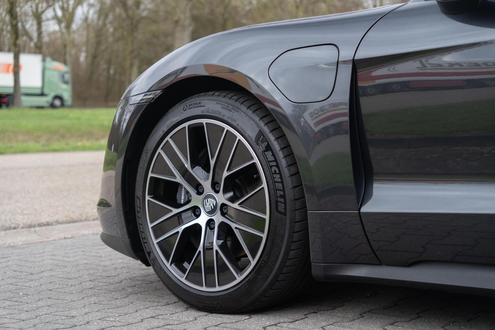 Hoofdafbeelding Porsche Taycan