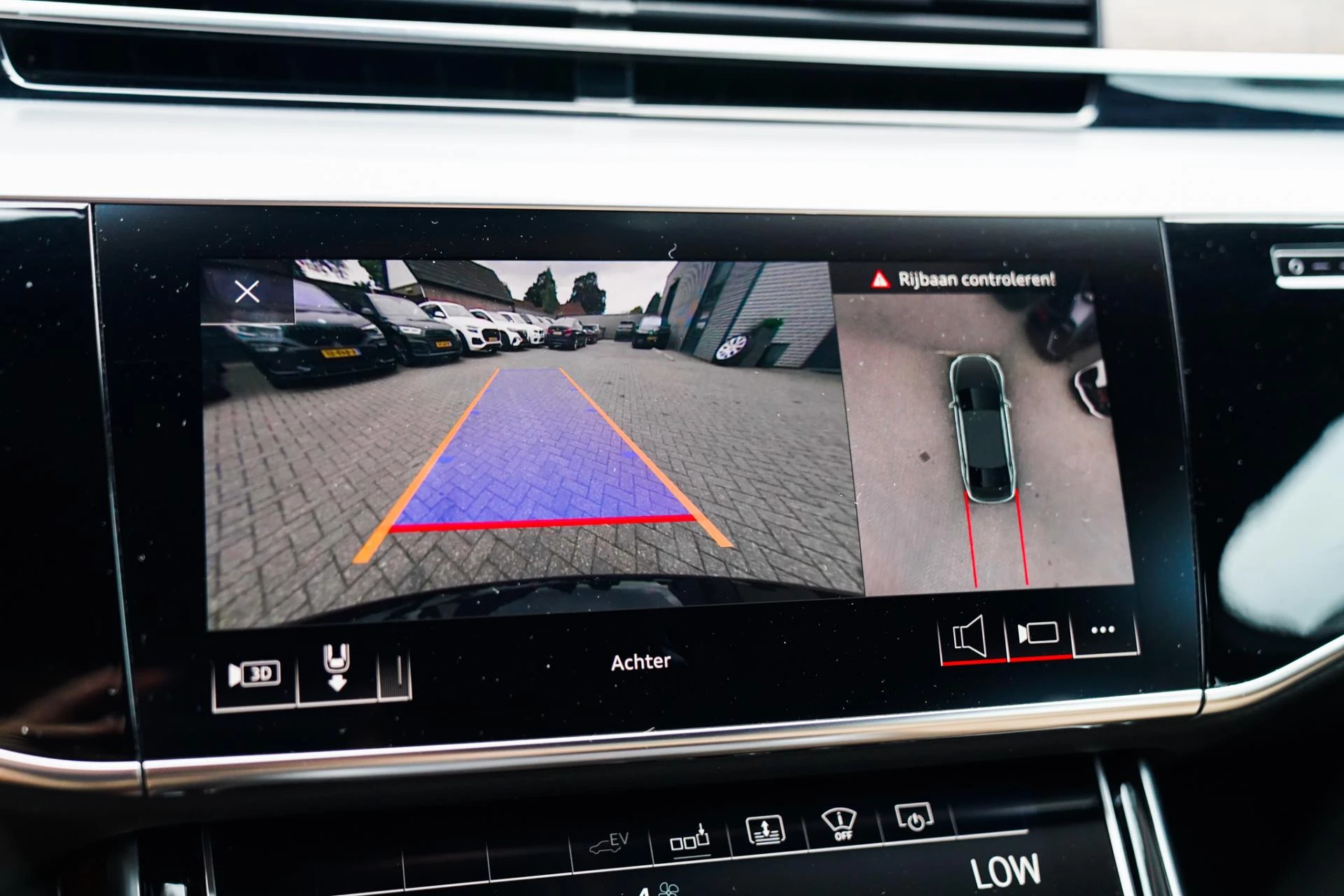 Hoofdafbeelding Audi A8