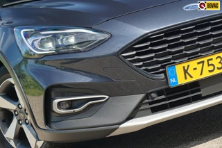 Ford Focus Wagon 1.0 EcoBoost Hybrid Active X Business - Chrome Blue - Panoramadak