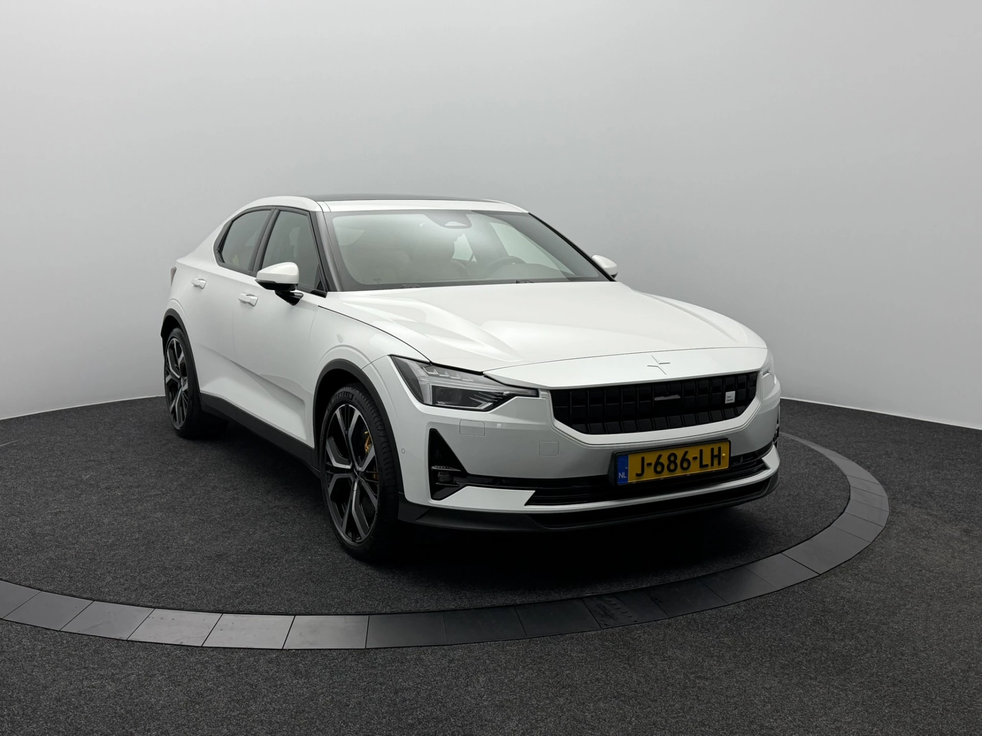 Hoofdafbeelding Polestar 2