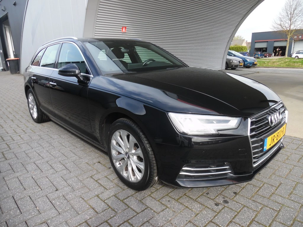 Hoofdafbeelding Audi A4