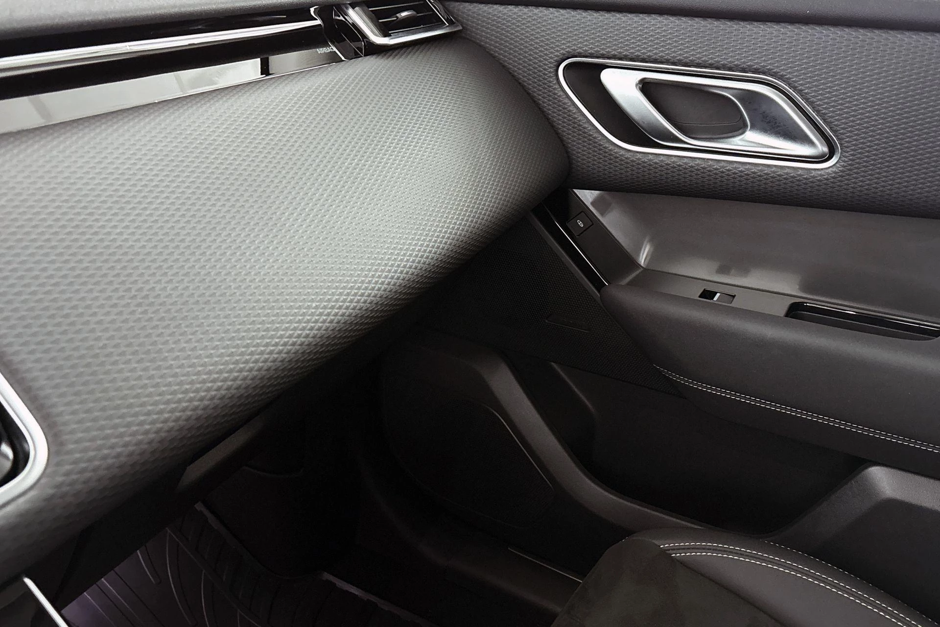 Hoofdafbeelding Land Rover Range Rover Velar