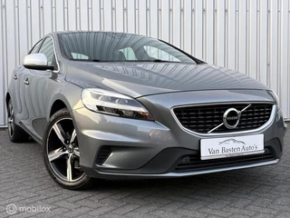 Volvo V40 2.0 T2 R-Design | 1e eig | dealer | Trekhaak | 19 | LED | PDC | Bluetooth | Navi | Volledige historie |