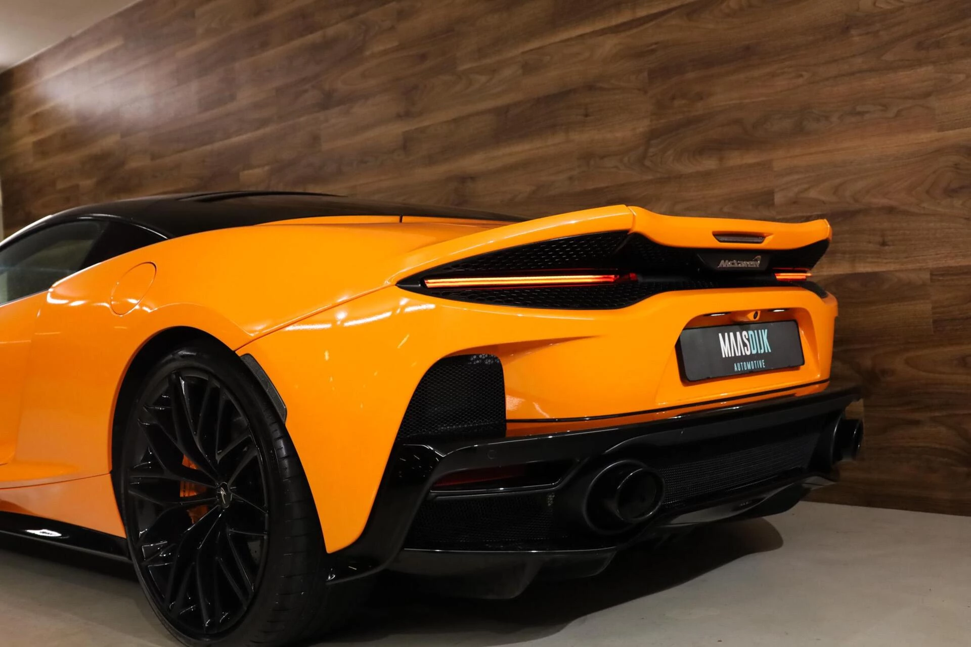Hoofdafbeelding McLaren GT