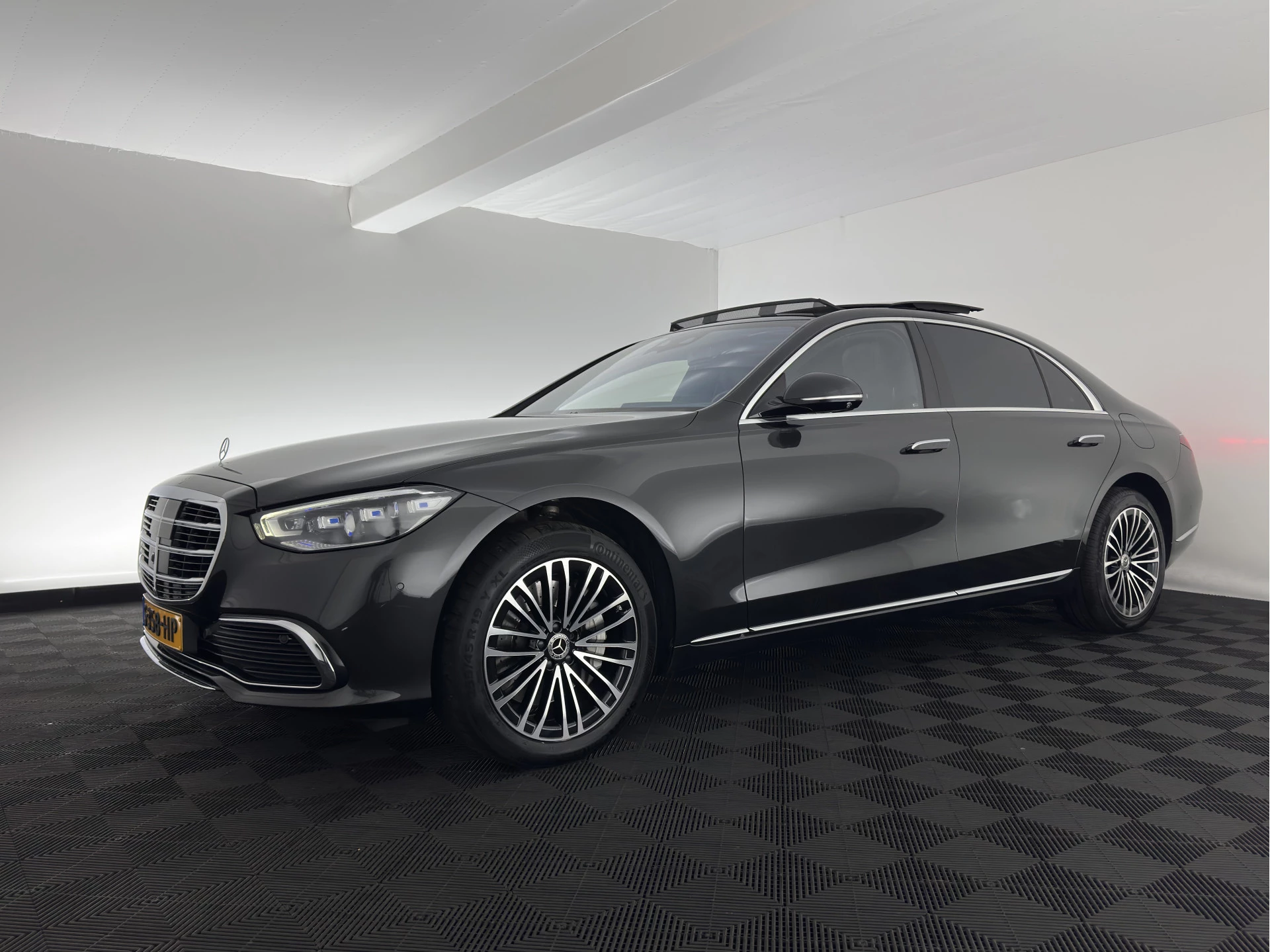 Hoofdafbeelding Mercedes-Benz S-Klasse