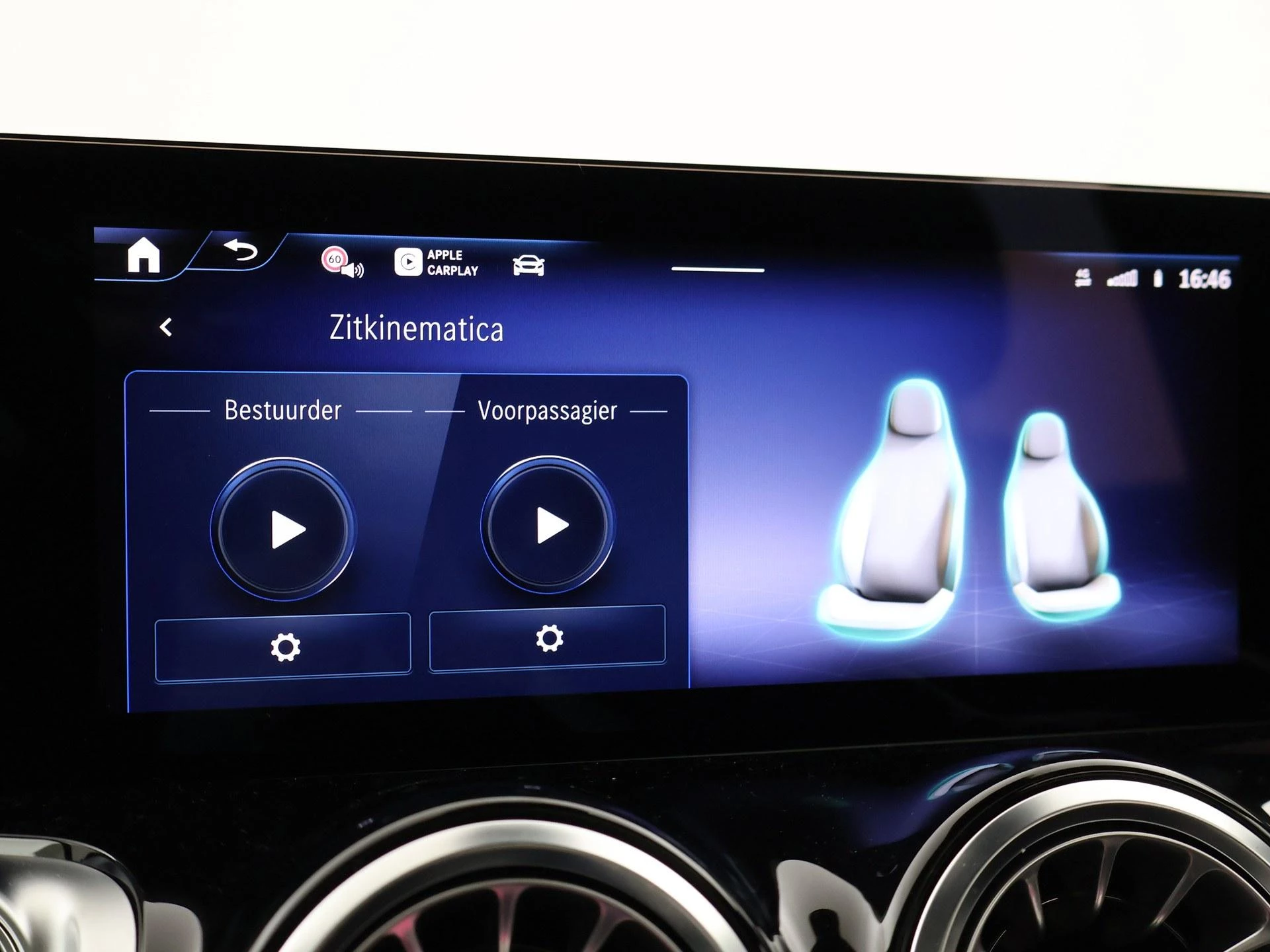 Hoofdafbeelding Mercedes-Benz EQB