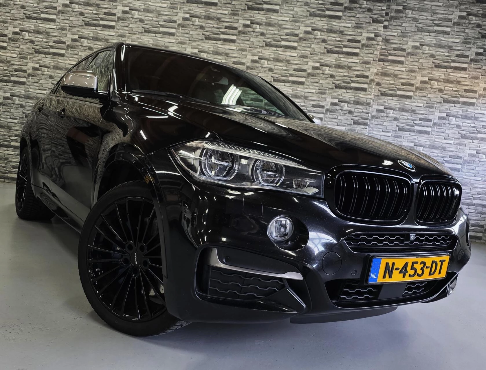 Hoofdafbeelding BMW X6
