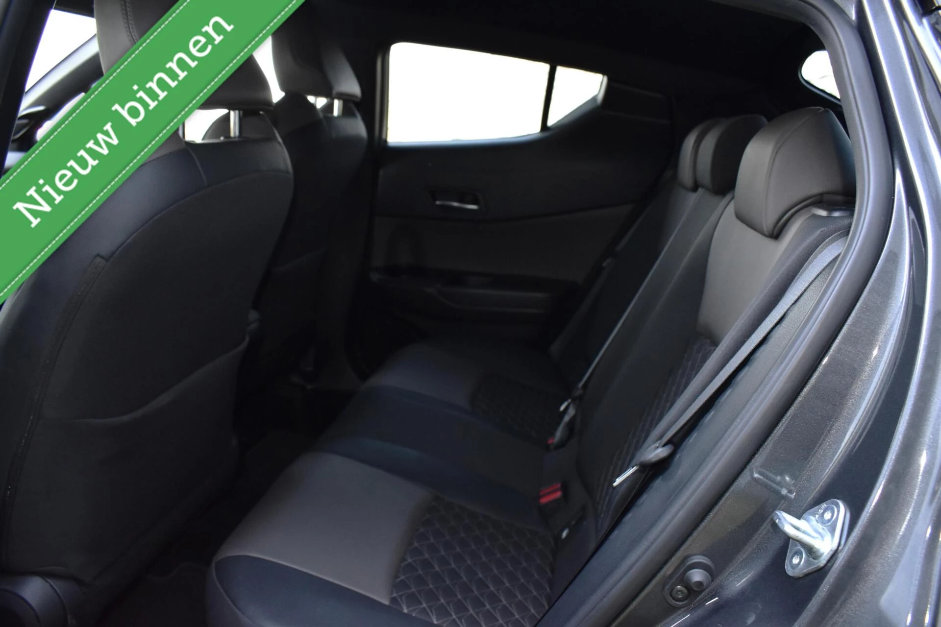 Hoofdafbeelding Toyota C-HR