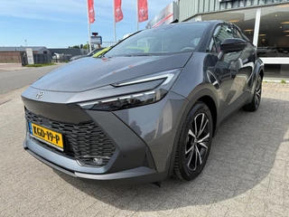 Hoofdafbeelding Toyota C-HR Toyota C-HR 1.8 Hybrid 140 TEAM PLAYER Rijklaar met Garantie