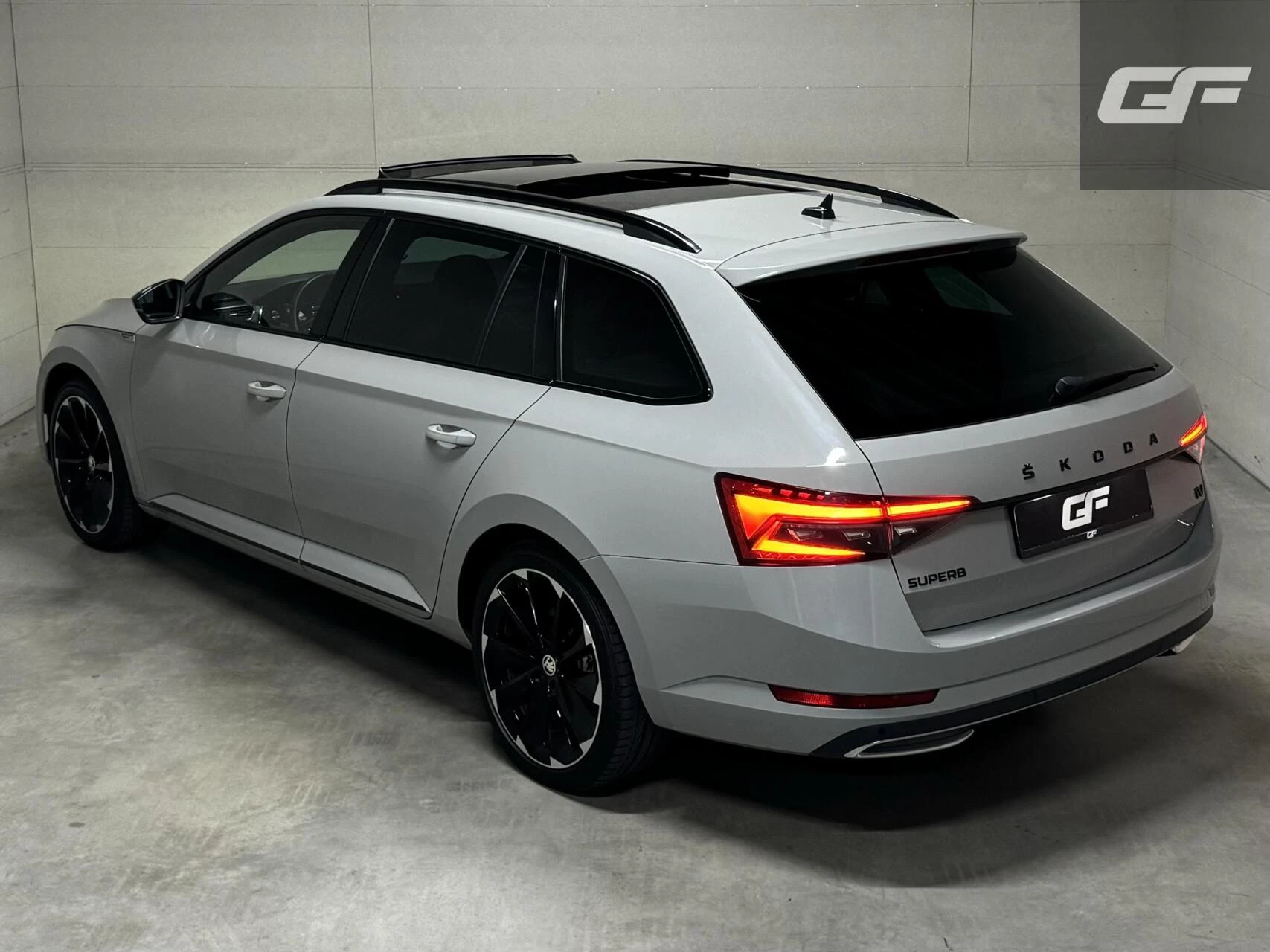 Hoofdafbeelding Škoda Superb