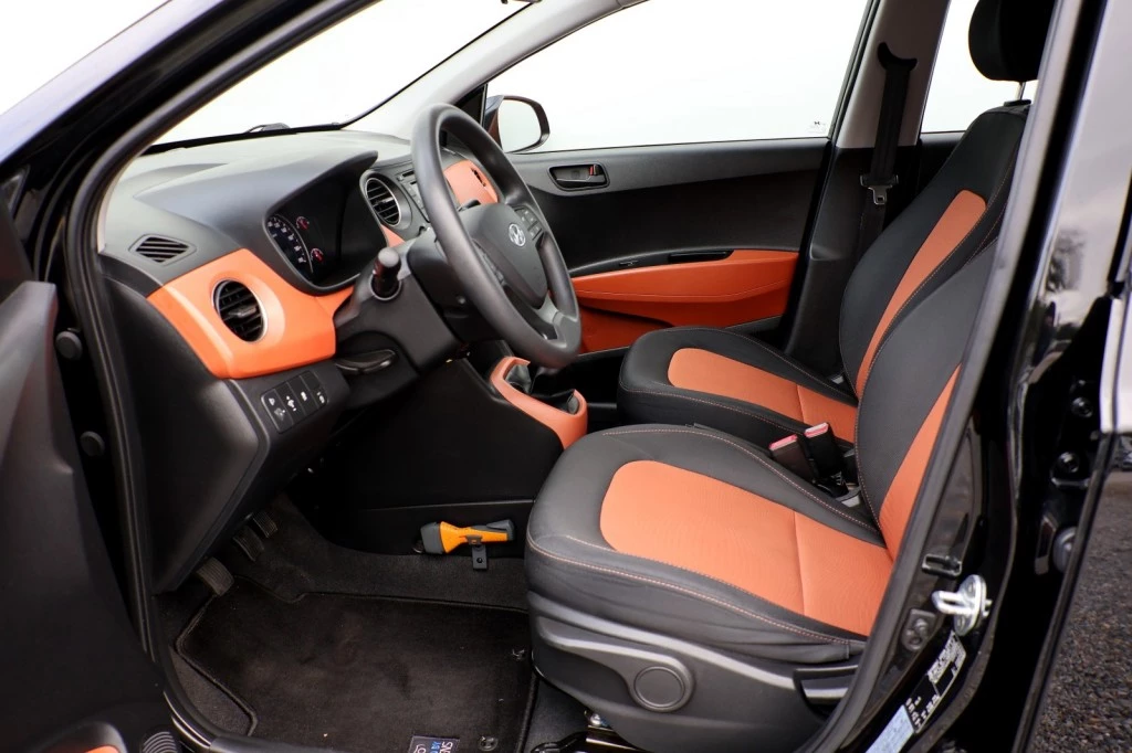 Hoofdafbeelding Hyundai i10