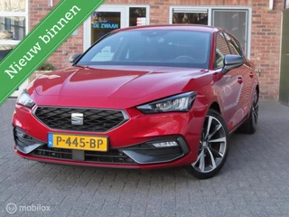 Seat Leon 1.5 eTSI FR Business Intense|Keyless entry/go|Sfeerverlichting|Carplay|Lane assist