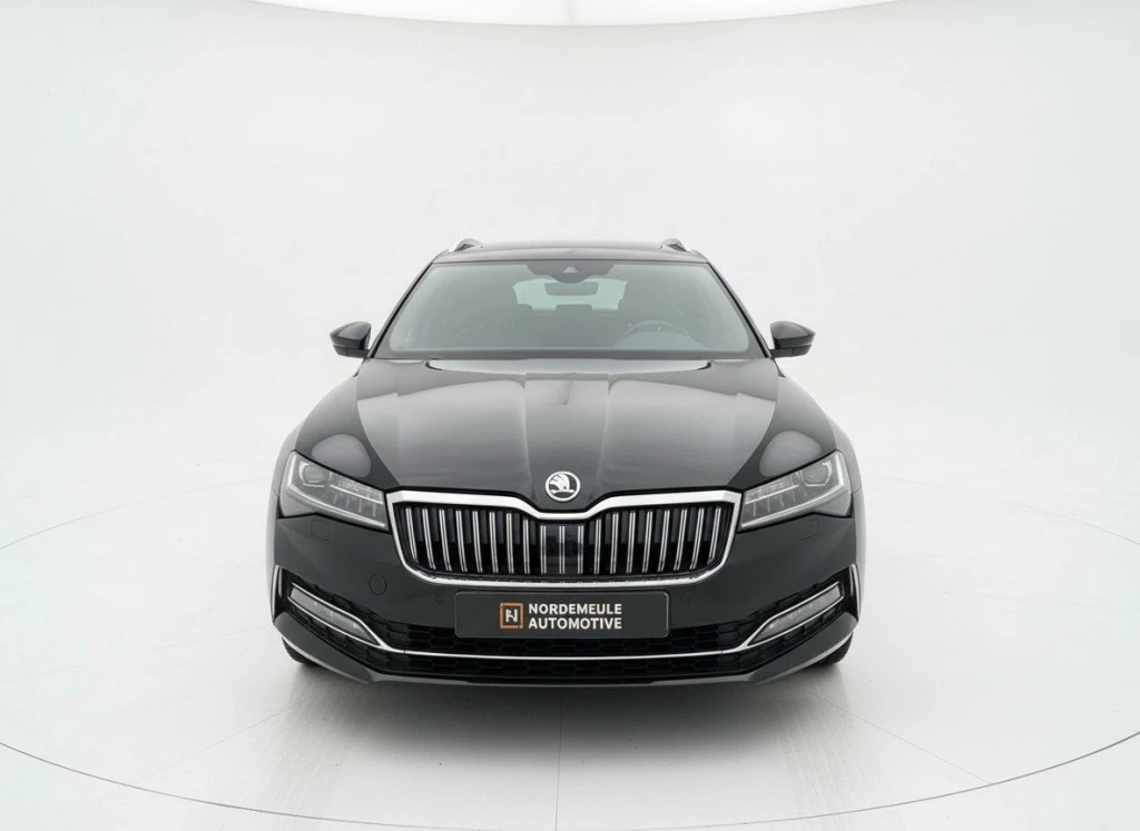 Hoofdafbeelding Škoda Superb
