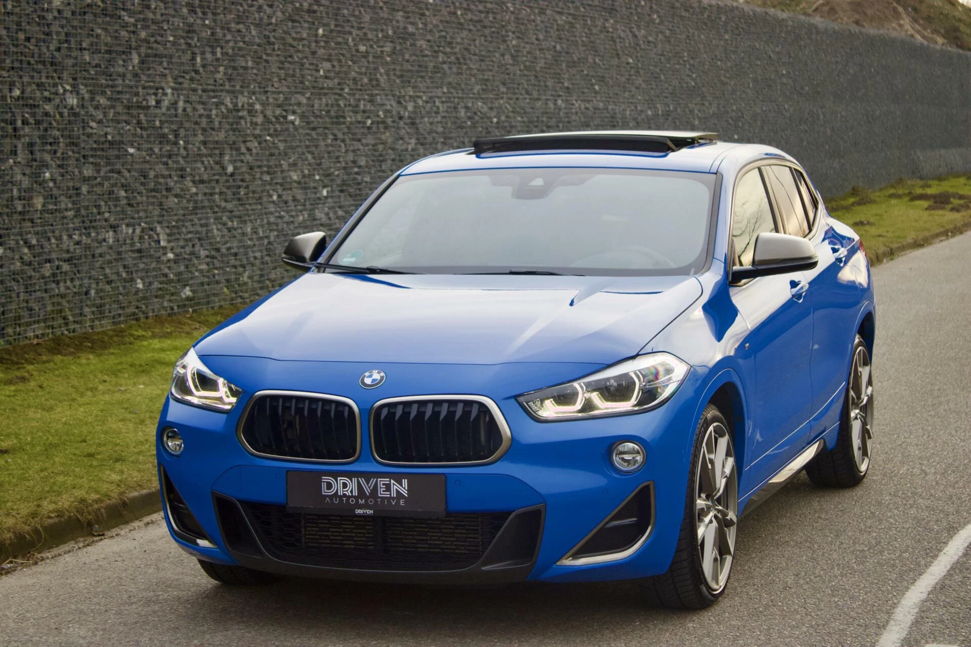 Hoofdafbeelding BMW X2