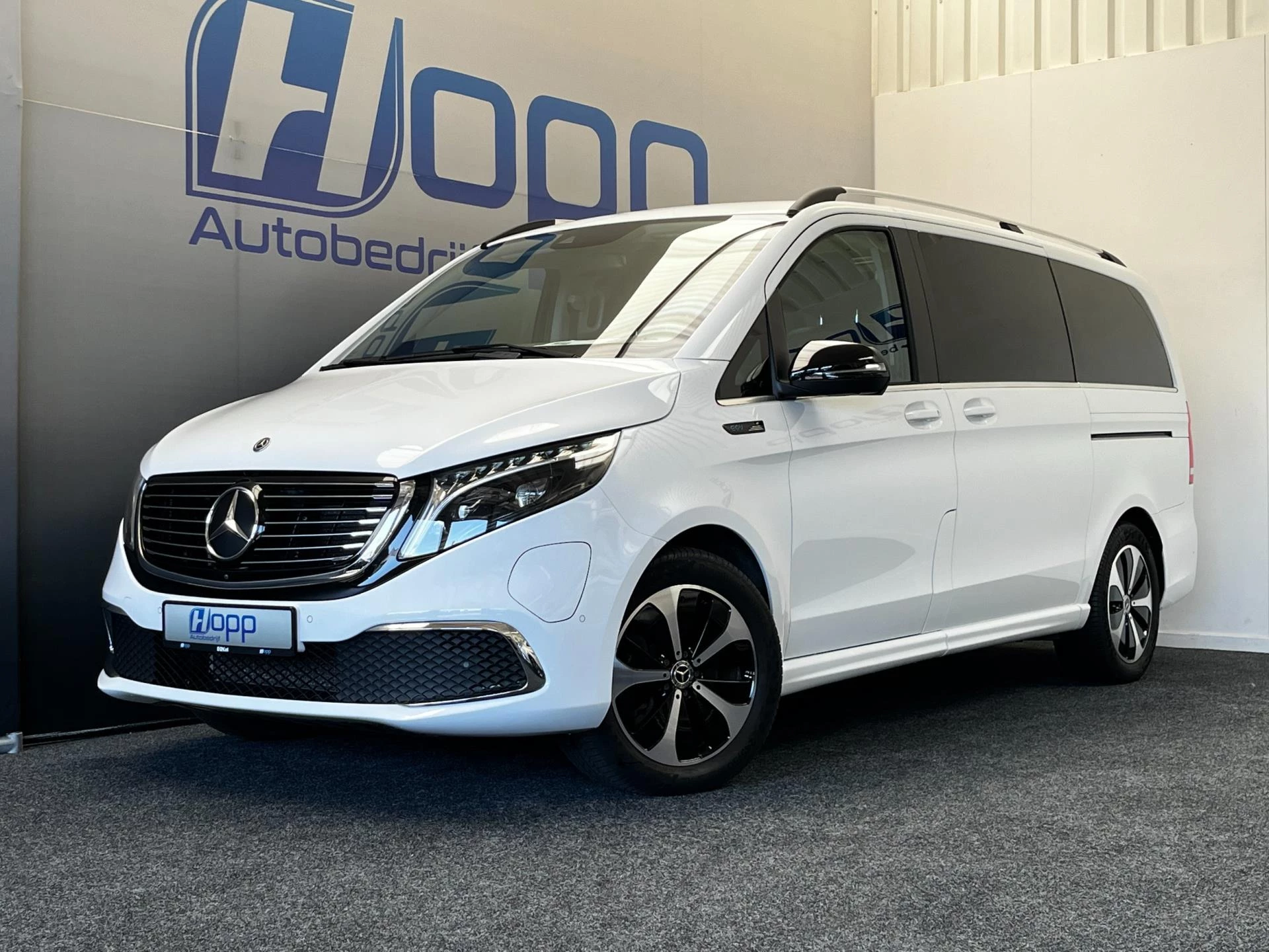 Hoofdafbeelding Mercedes-Benz EQV