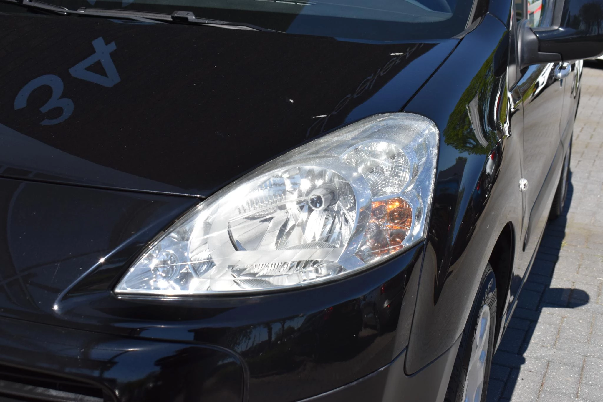 Hoofdafbeelding Peugeot Partner