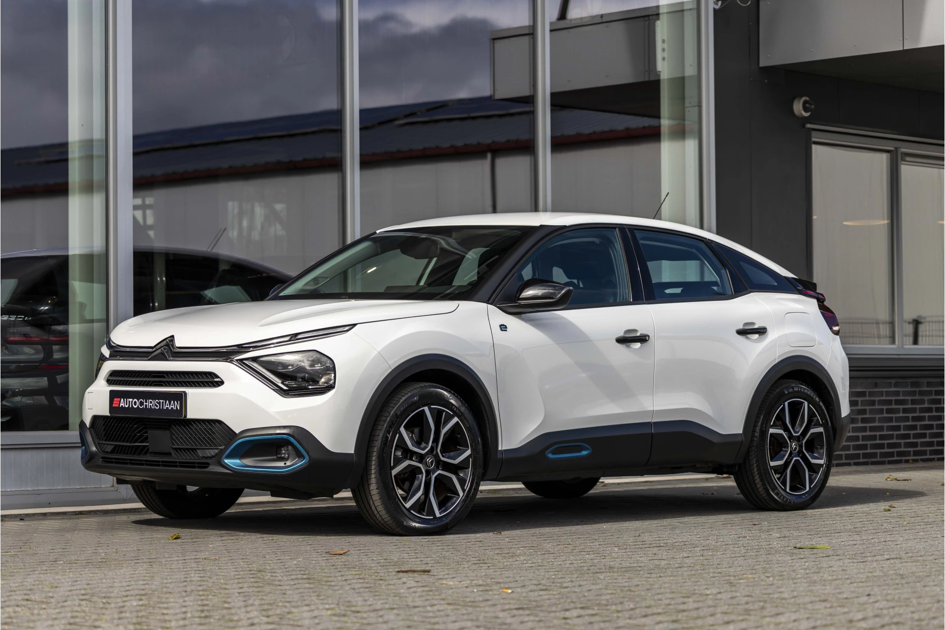 Hoofdafbeelding Citroën ë-C4