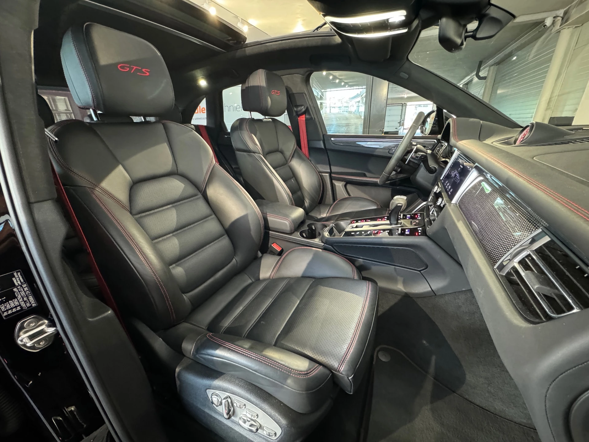 Hoofdafbeelding Porsche Macan