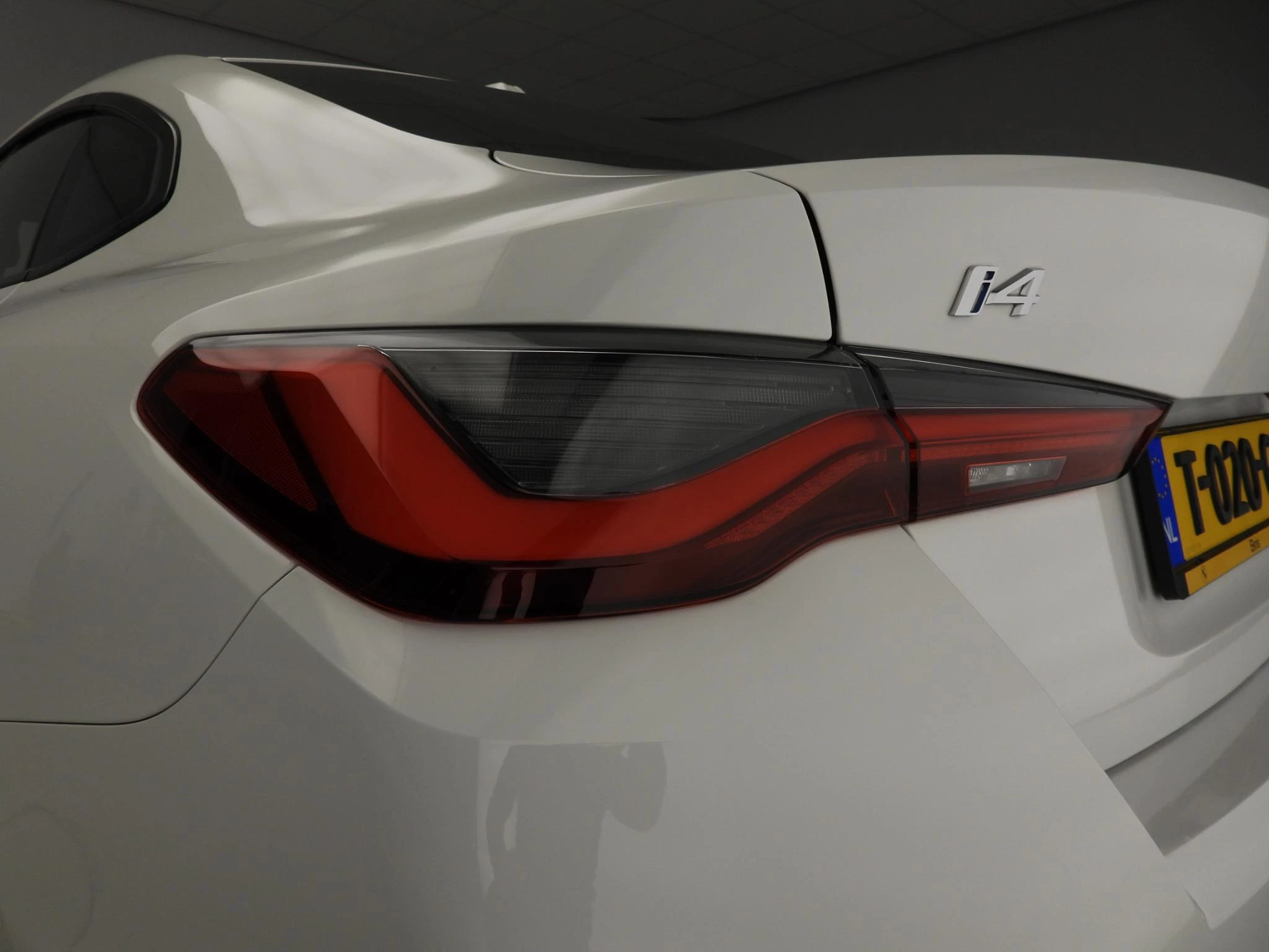 Hoofdafbeelding BMW i4