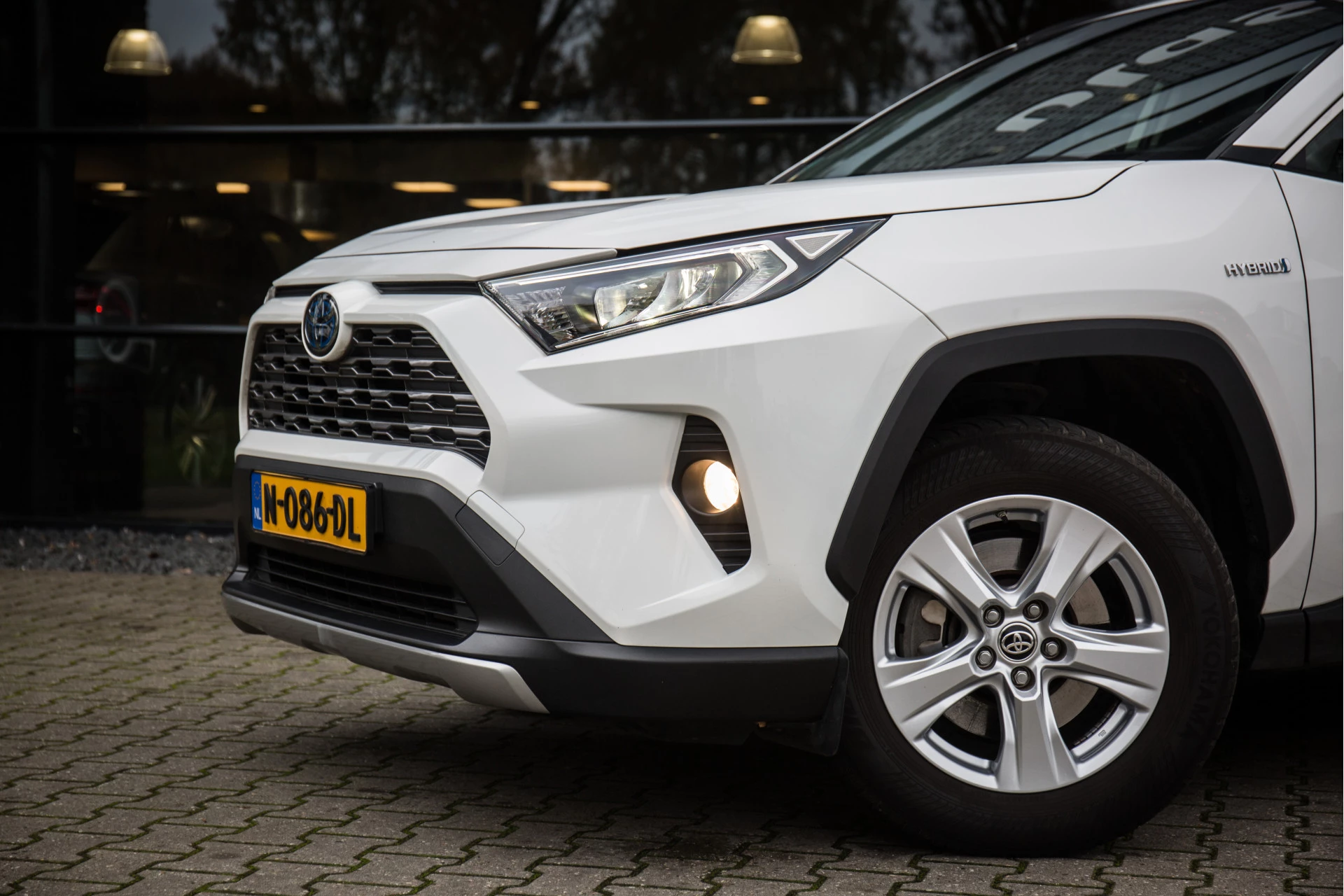 Hoofdafbeelding Toyota RAV4