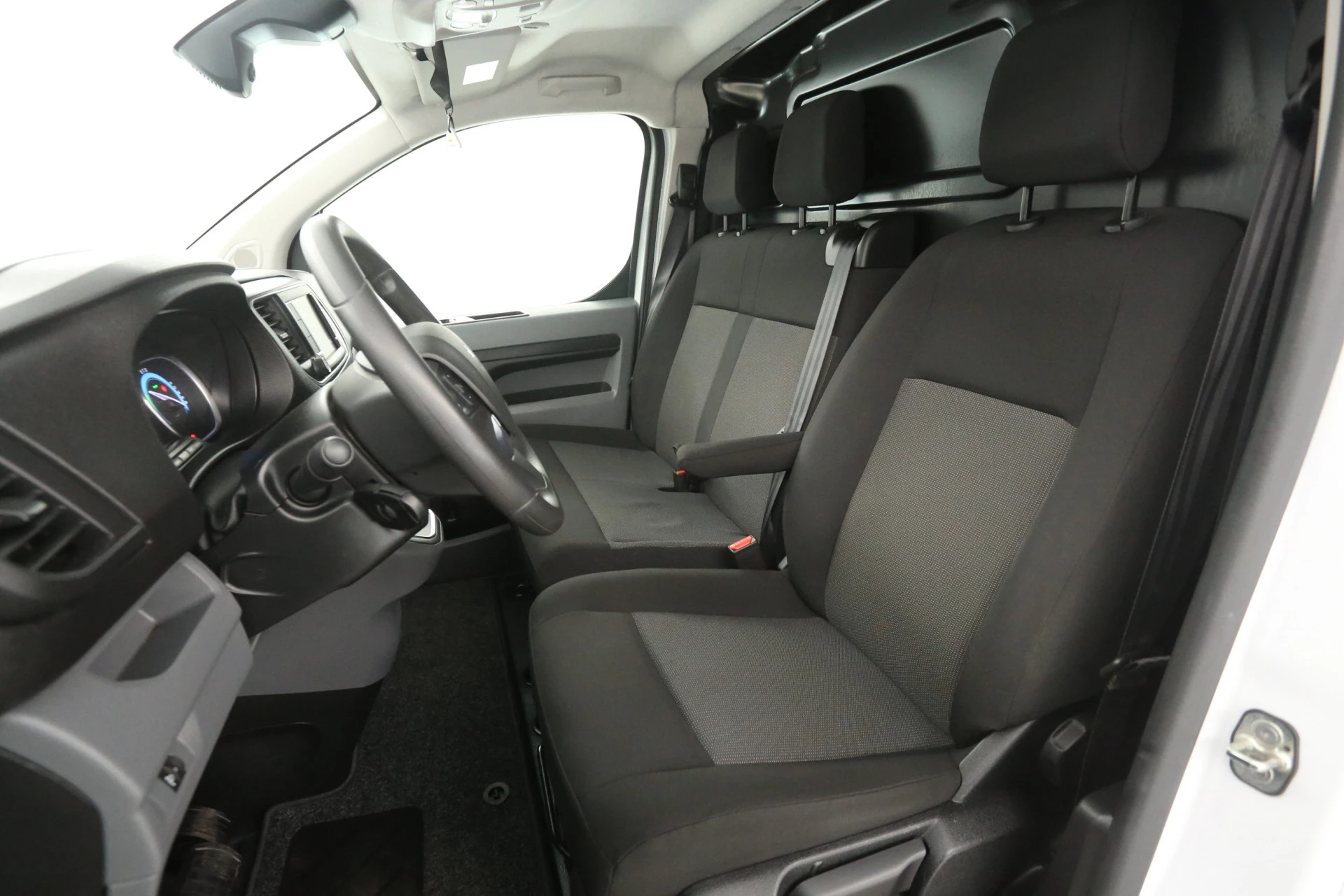 Hoofdafbeelding Peugeot e-Expert